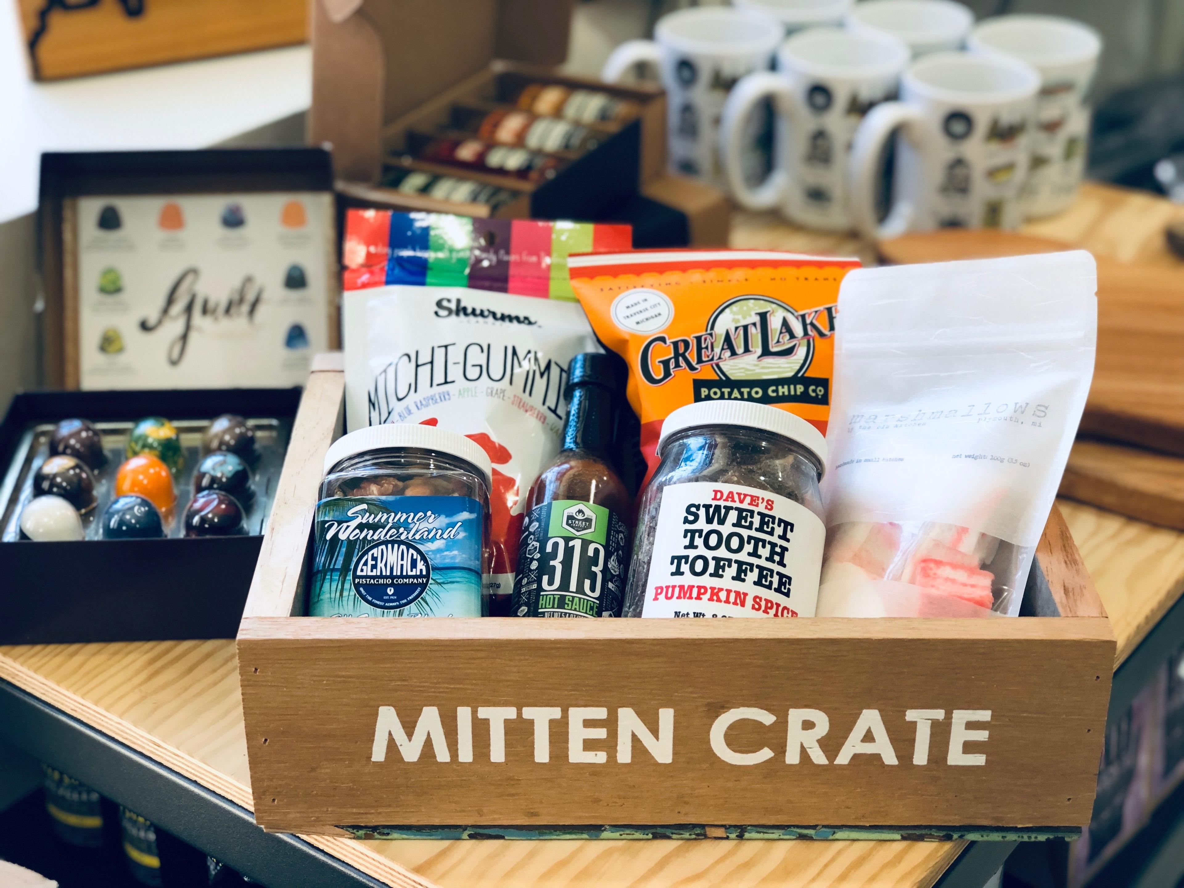 Mitten Crate