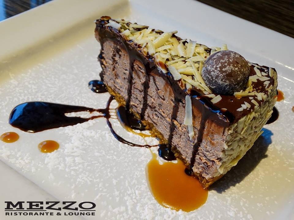 Mezzo Ristorante & Lounge