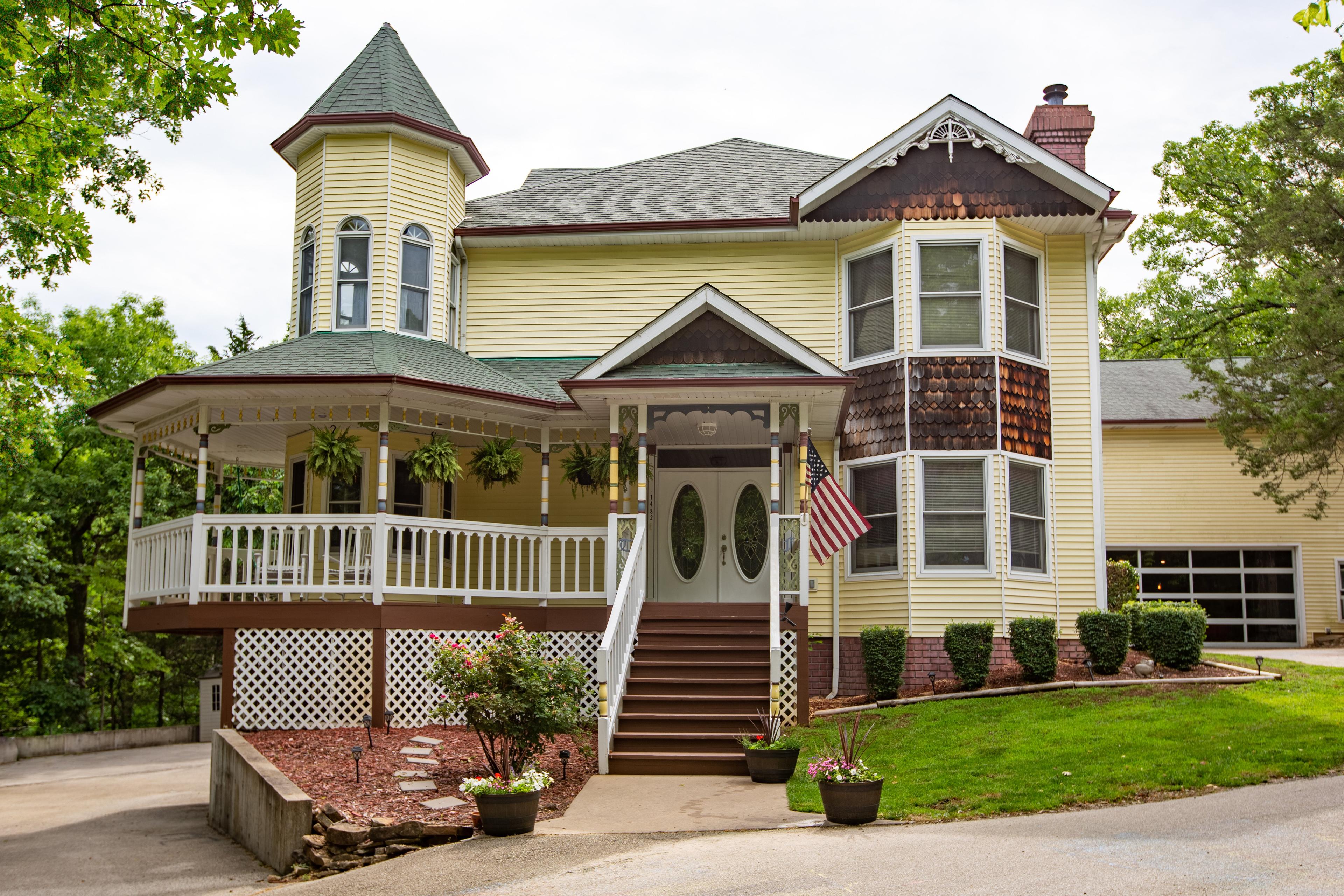 The Barnabas House Bed & Breakfast