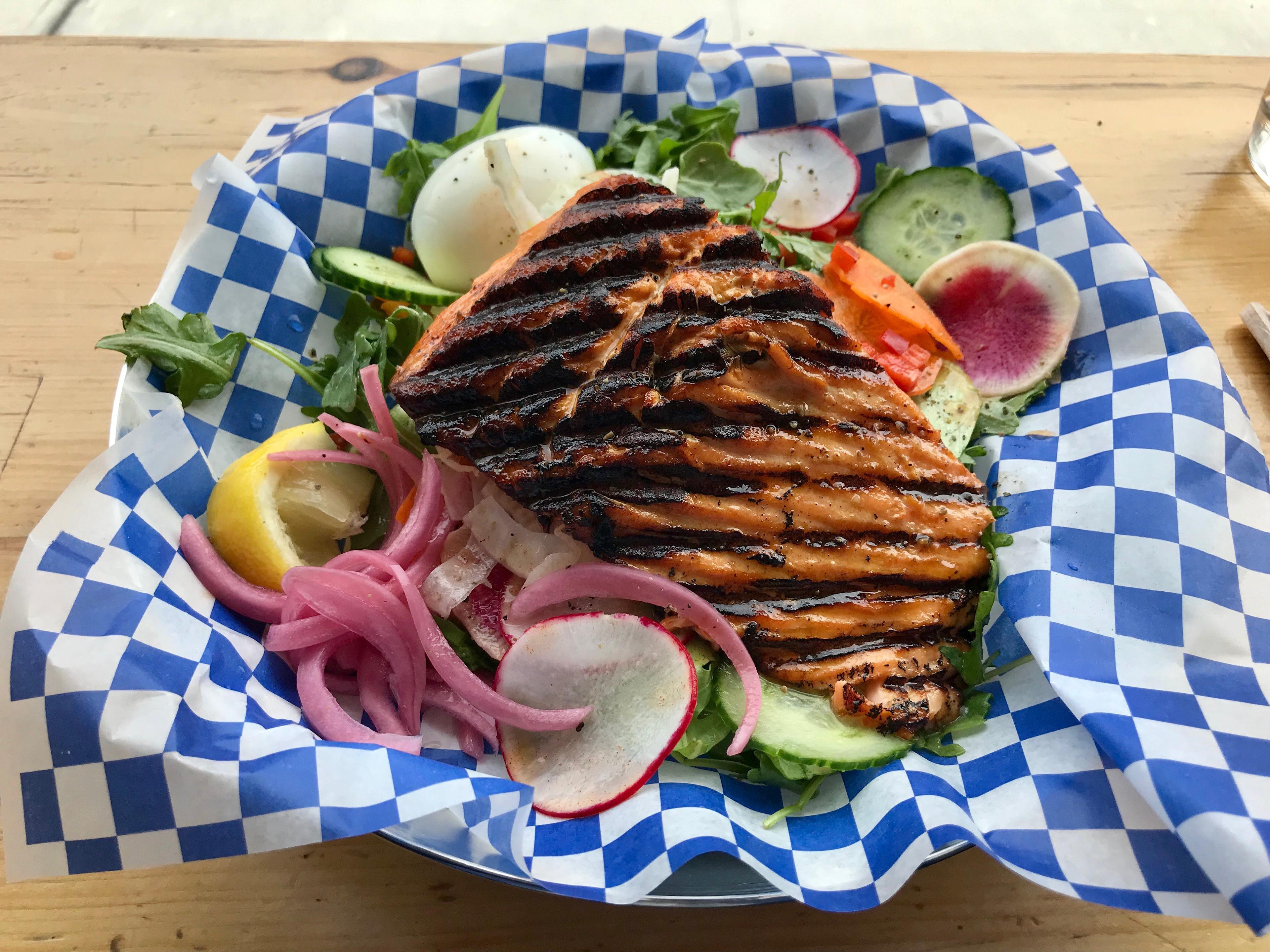 The Whalesbone Oyster & Fish Supply, Ottawa, Ontario