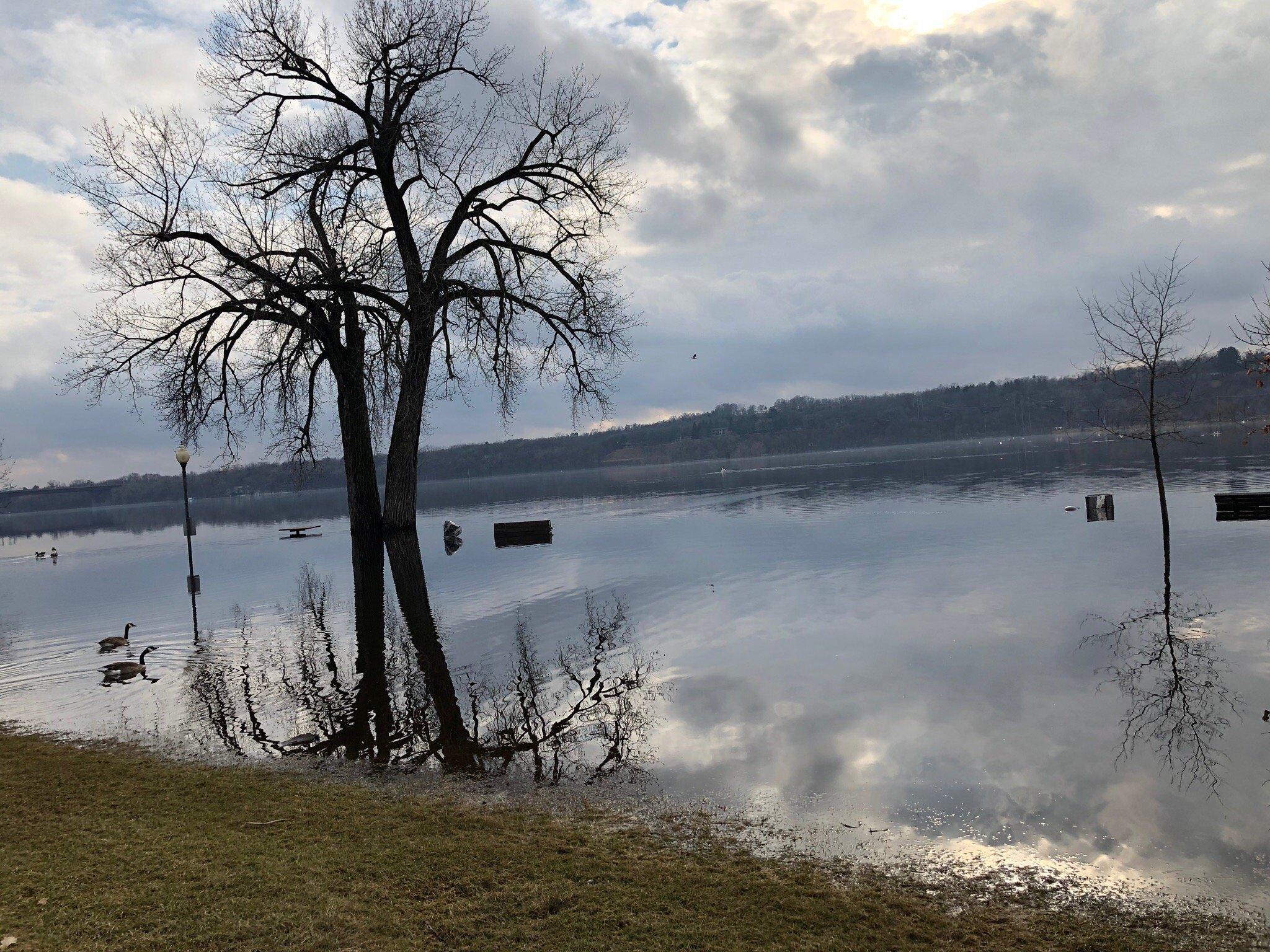 Lakefront Park