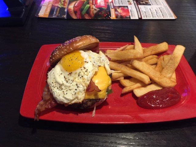 Red Robin Gourmet Burgers and Brews