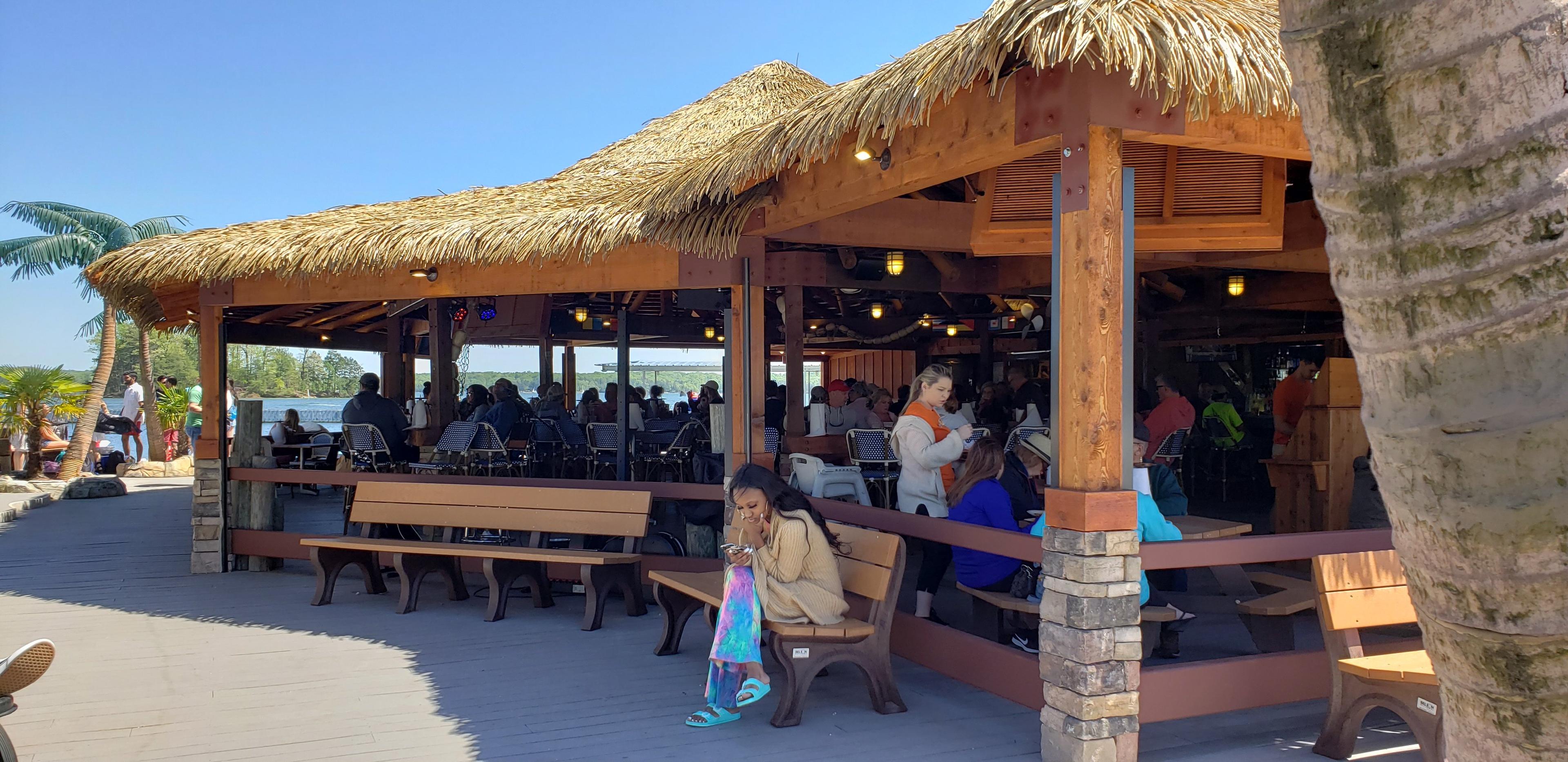 Pelican Pete's Tiki Bar & Grill - Lake Lanier