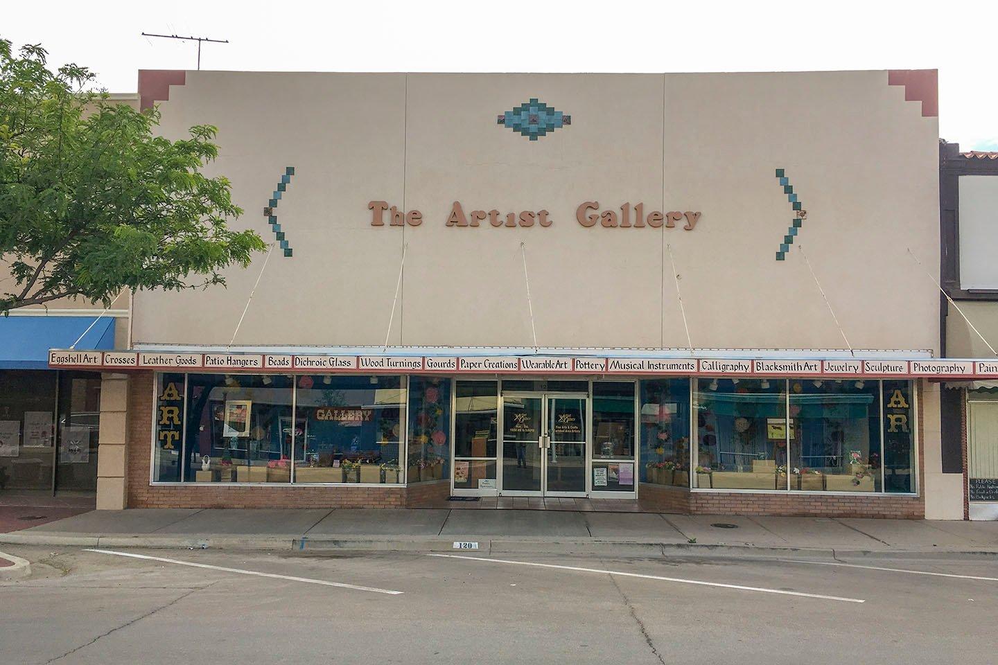 The Artist Gallery