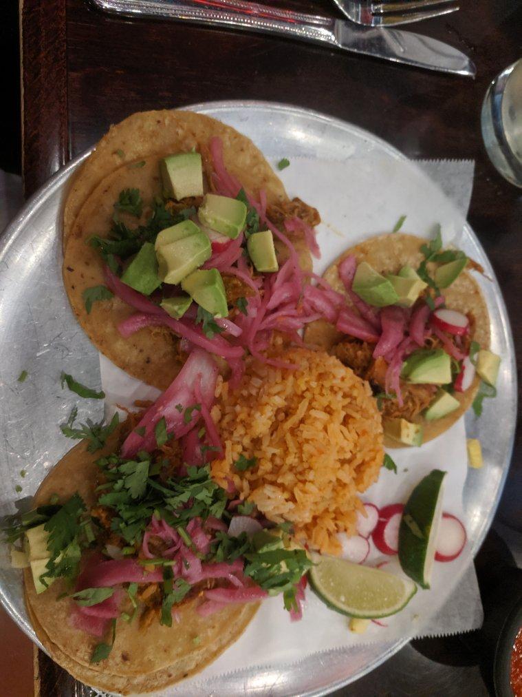 El Cantarito Mexican Cuisine