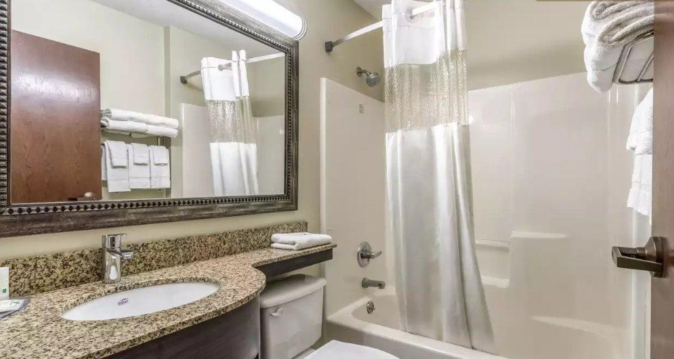 Quality Inn & Suites North Lima-Boardman