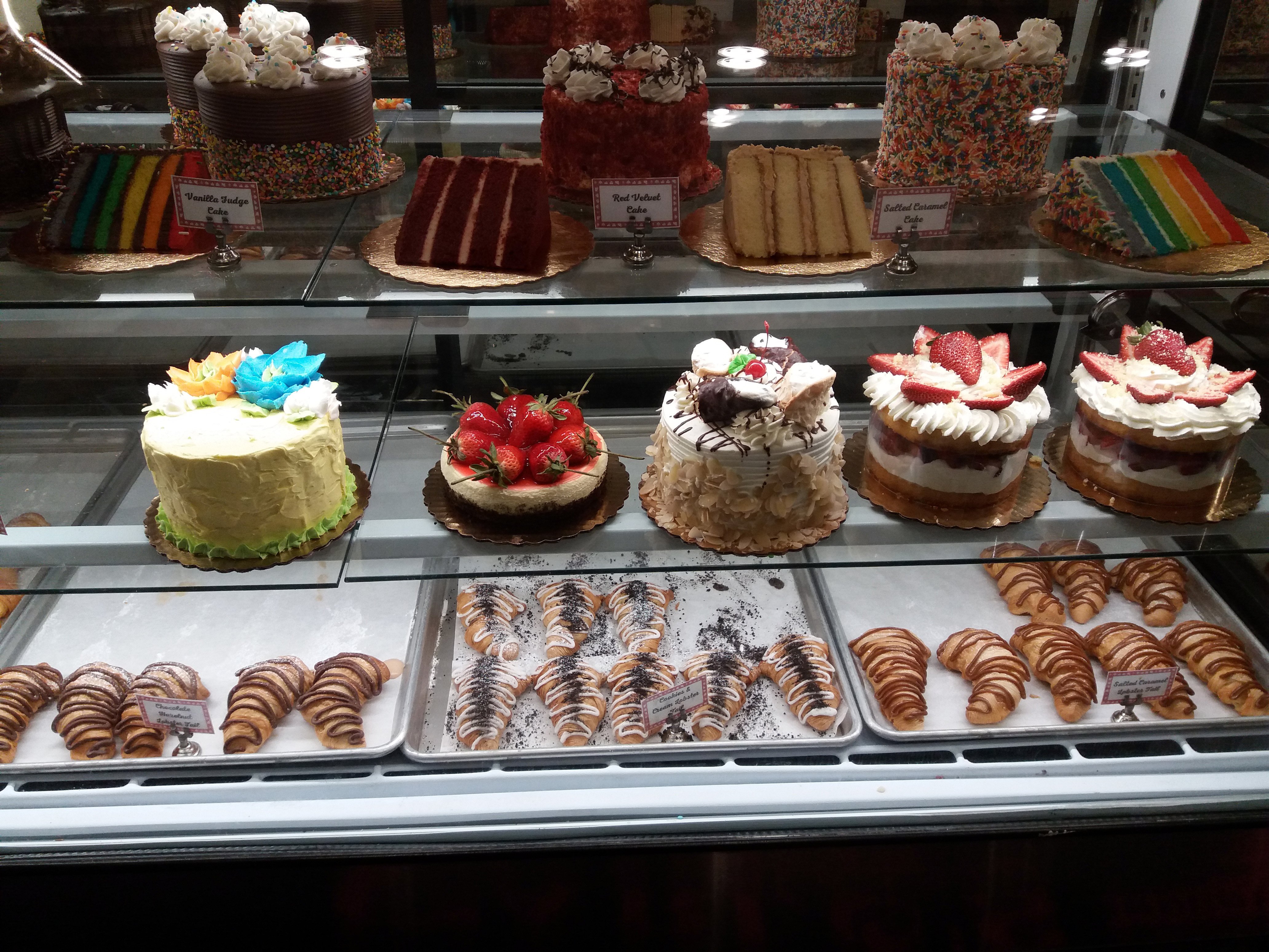 Carlo’s Bakery