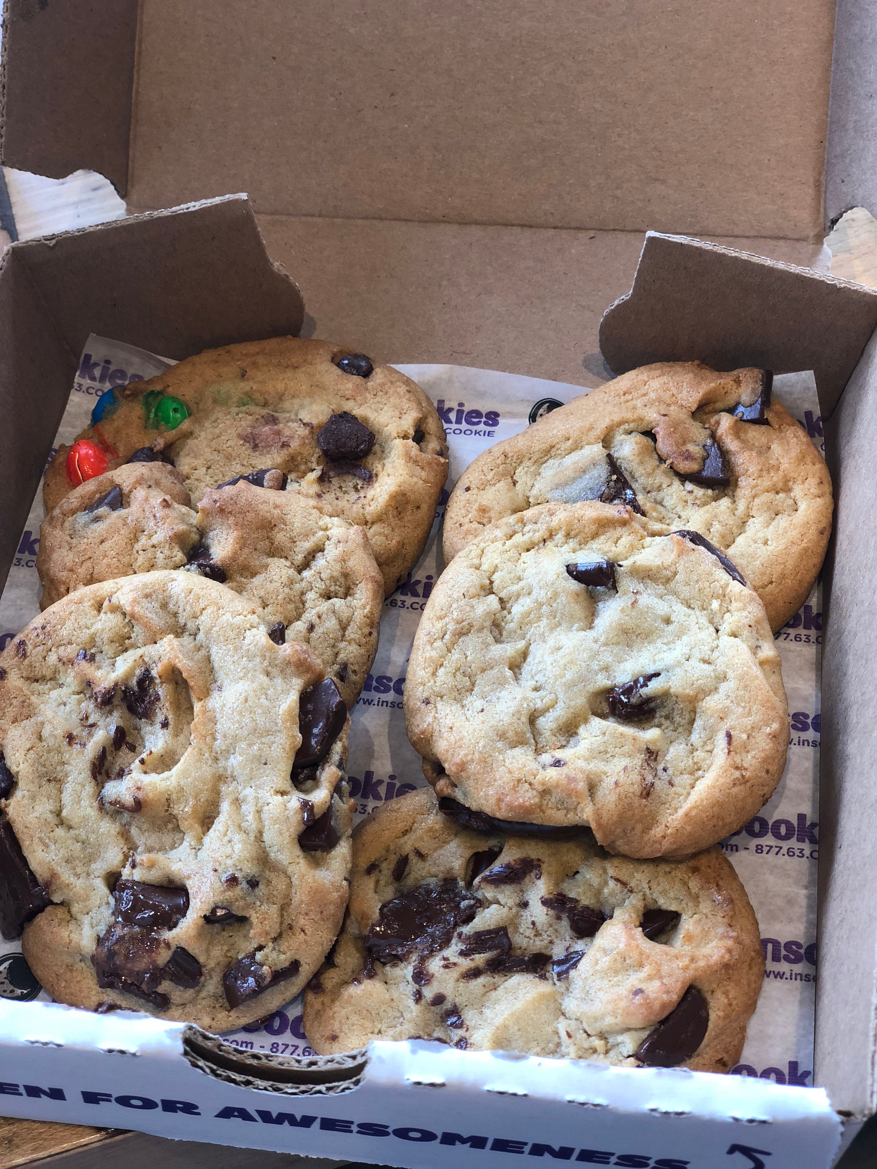 Insomnia Cookies