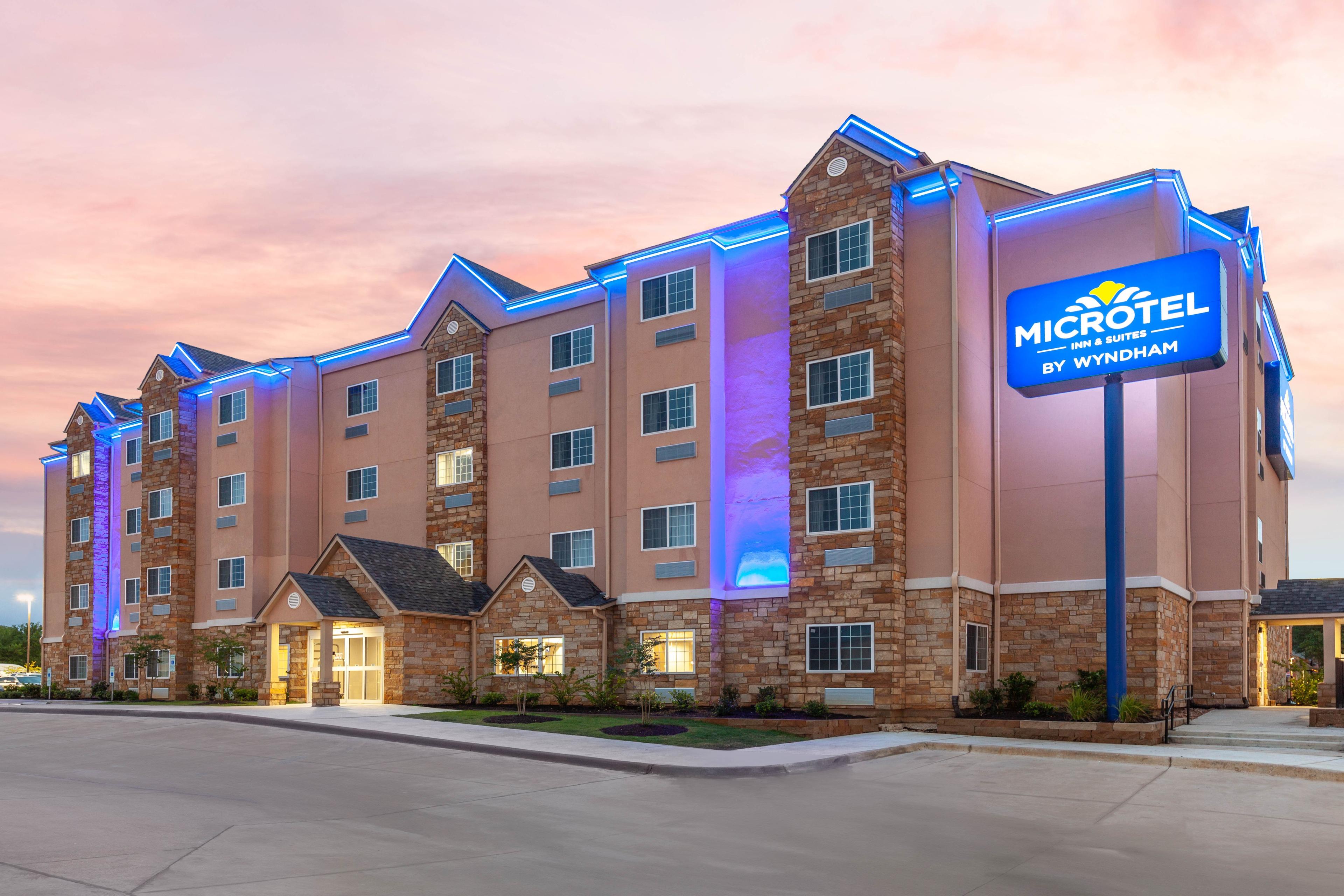 Microtel Inn & Suites By Wyndham College Station