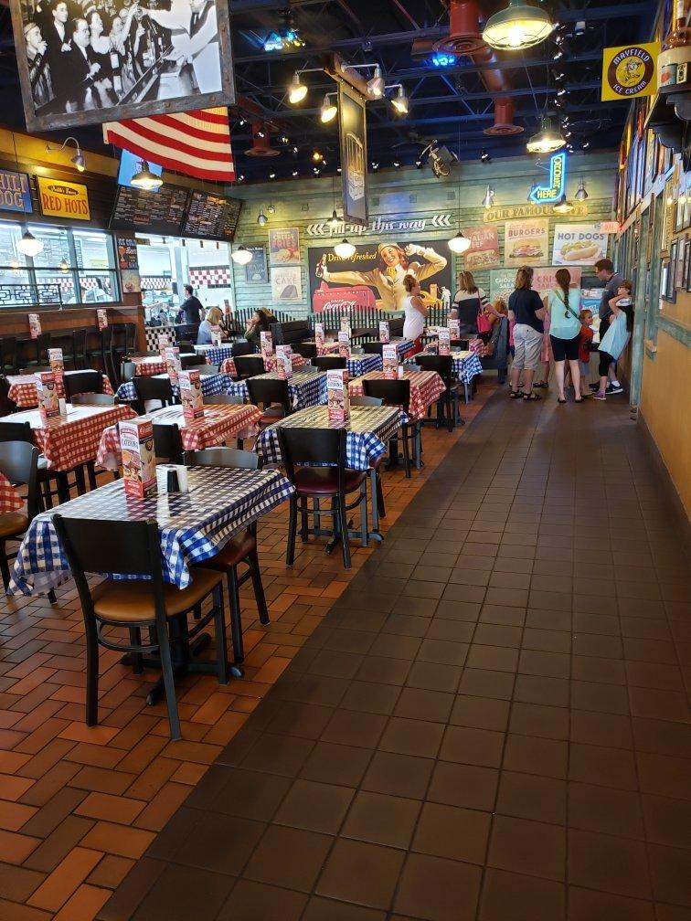 Portillo's Maple Grove