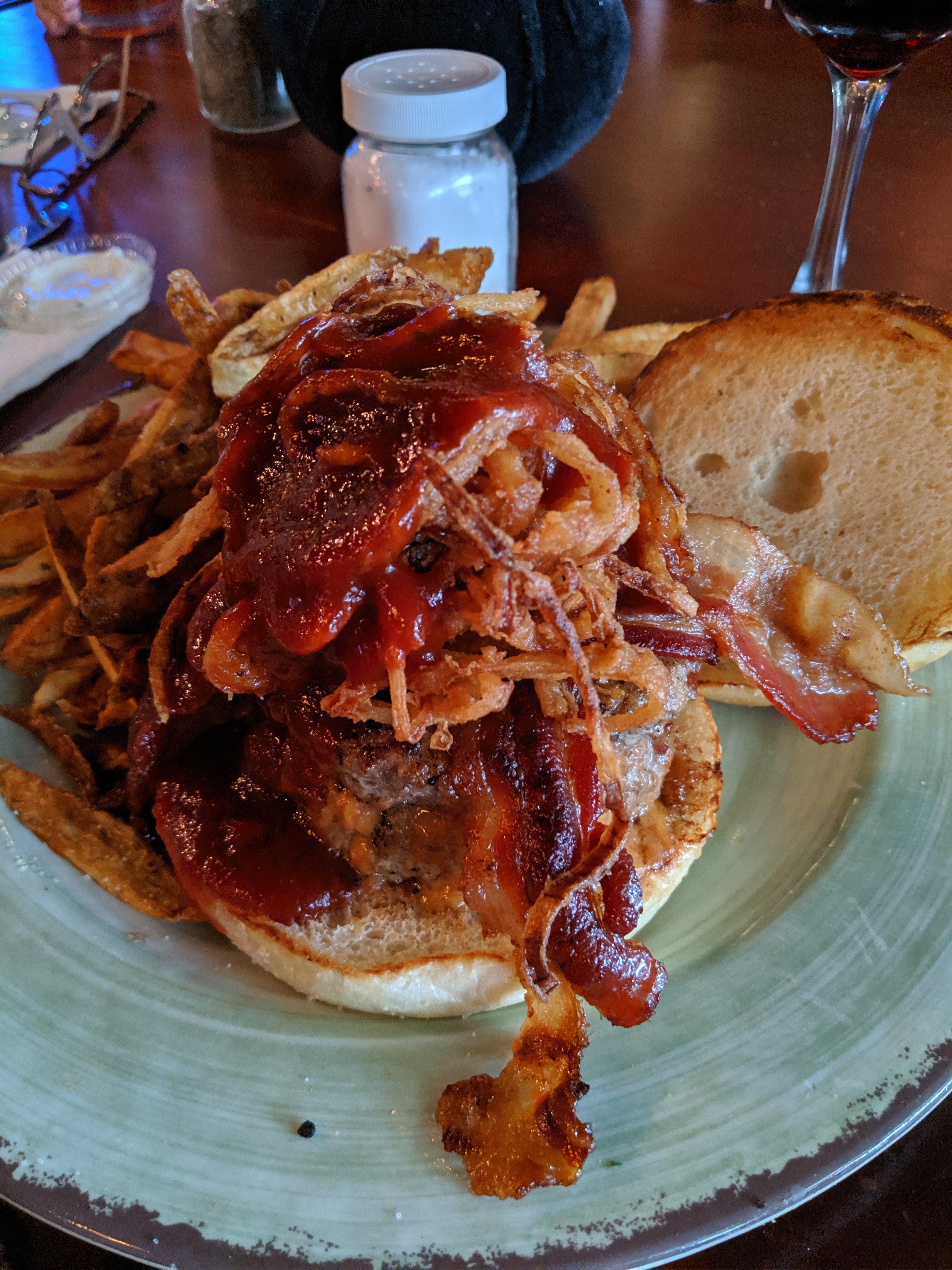 The Mason Jar Grill & Pub