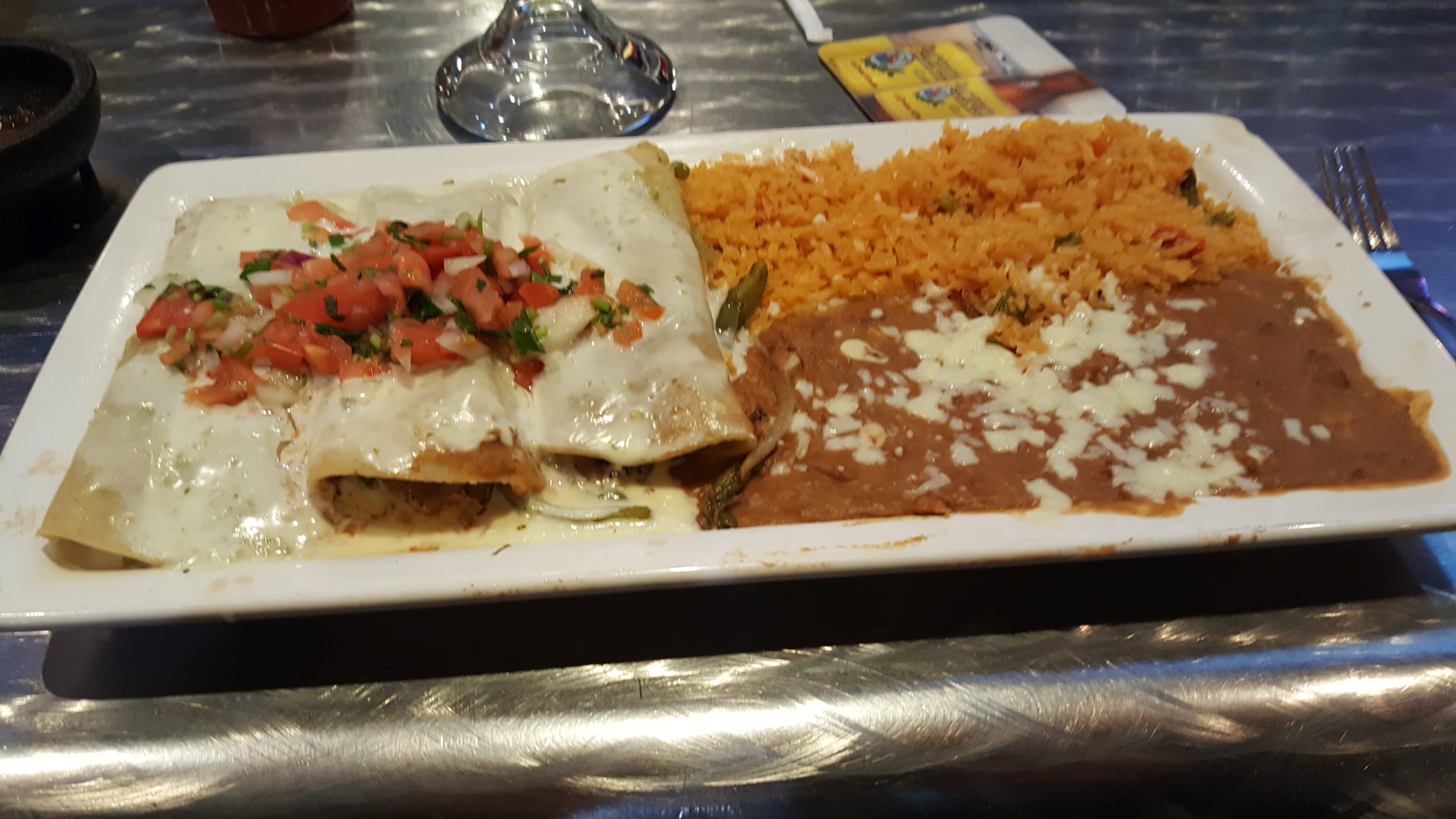 Los Arcos Kitchen & Cantina