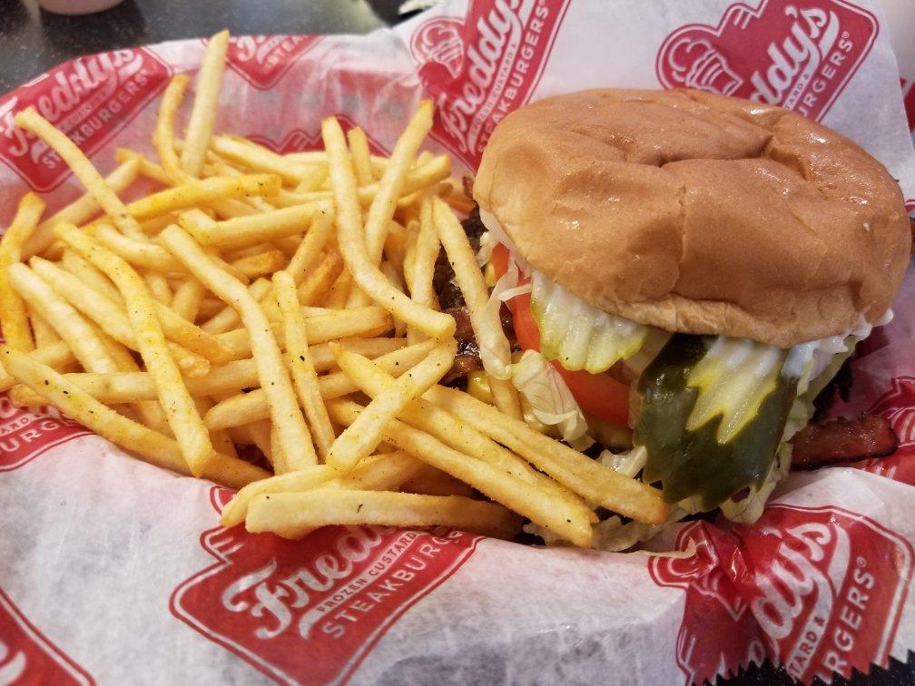 Freddy's Frozen Custard & Steakburgers