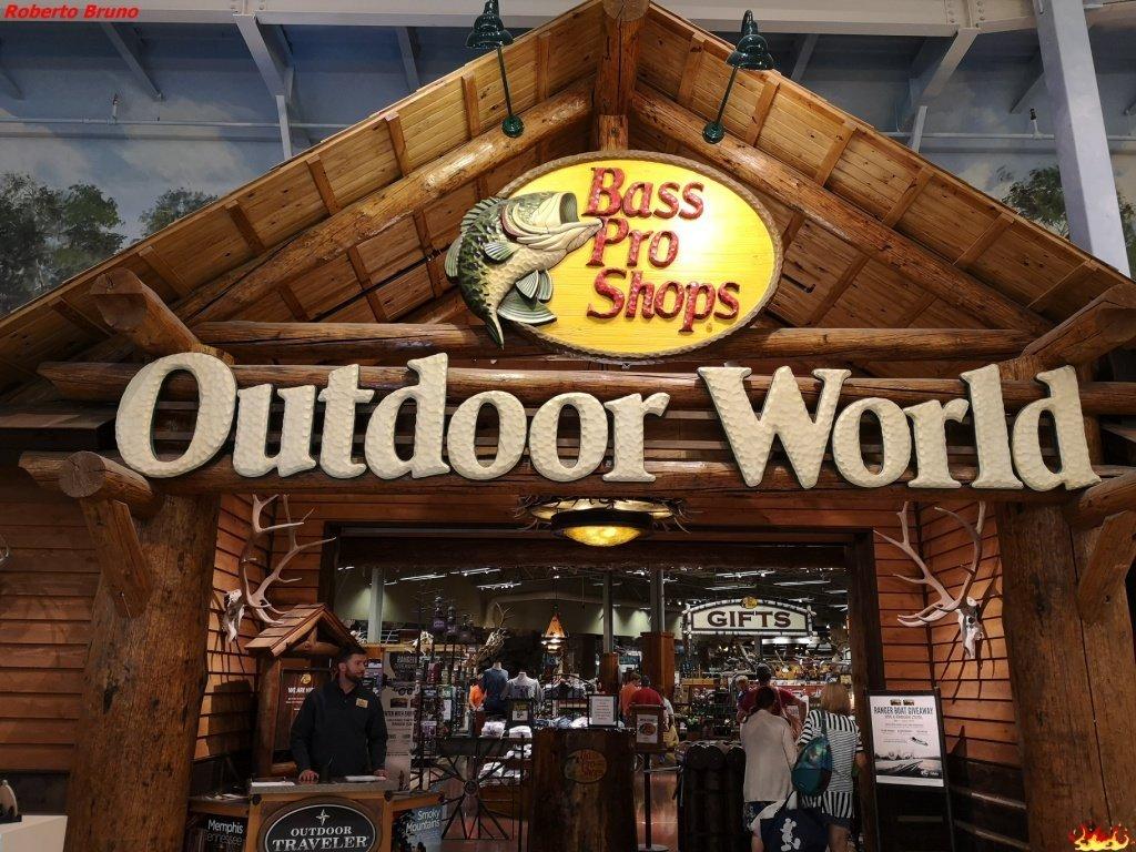 Bass Pro Shops