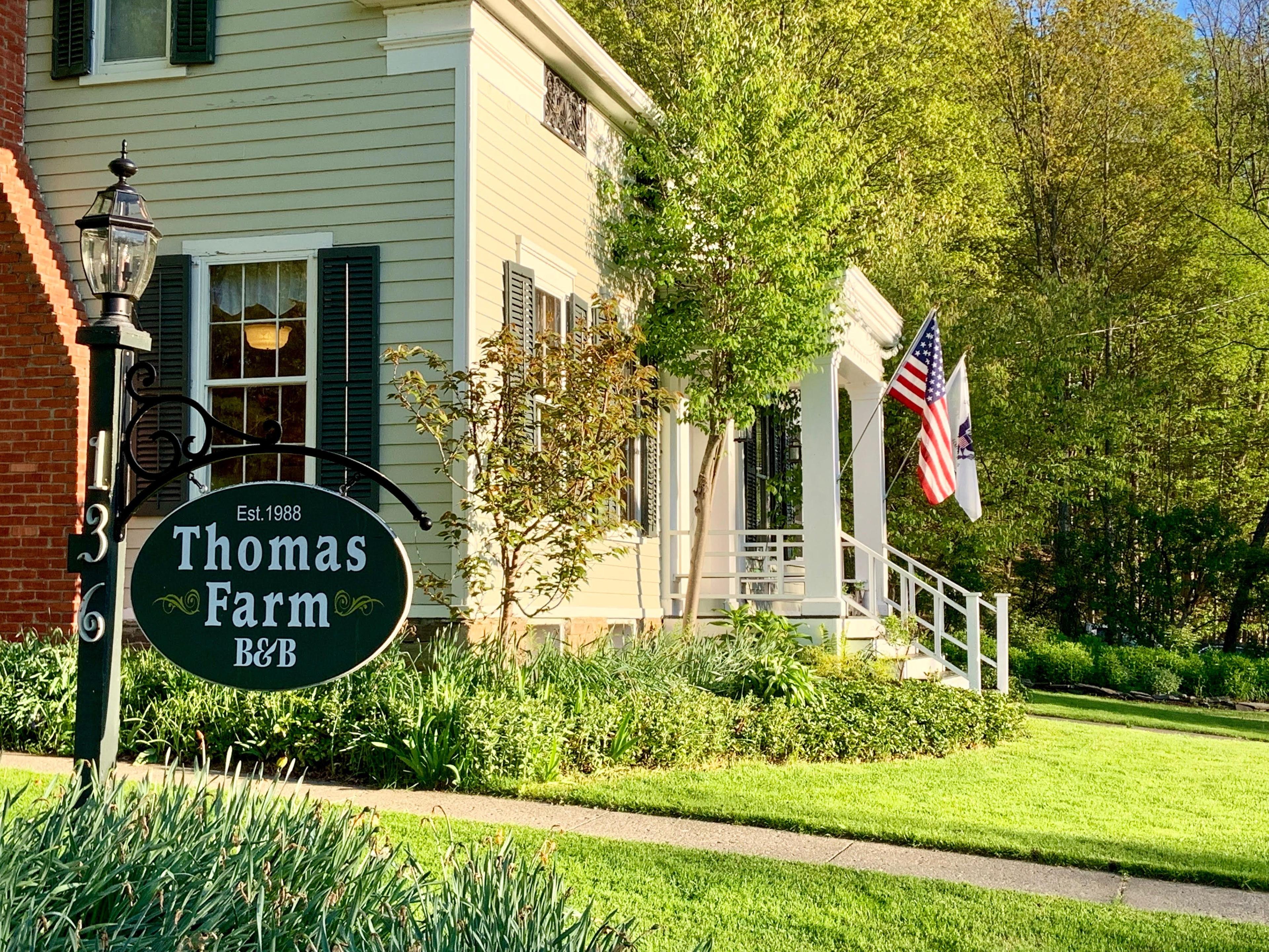 Thomas Farm Bed & Breakfast