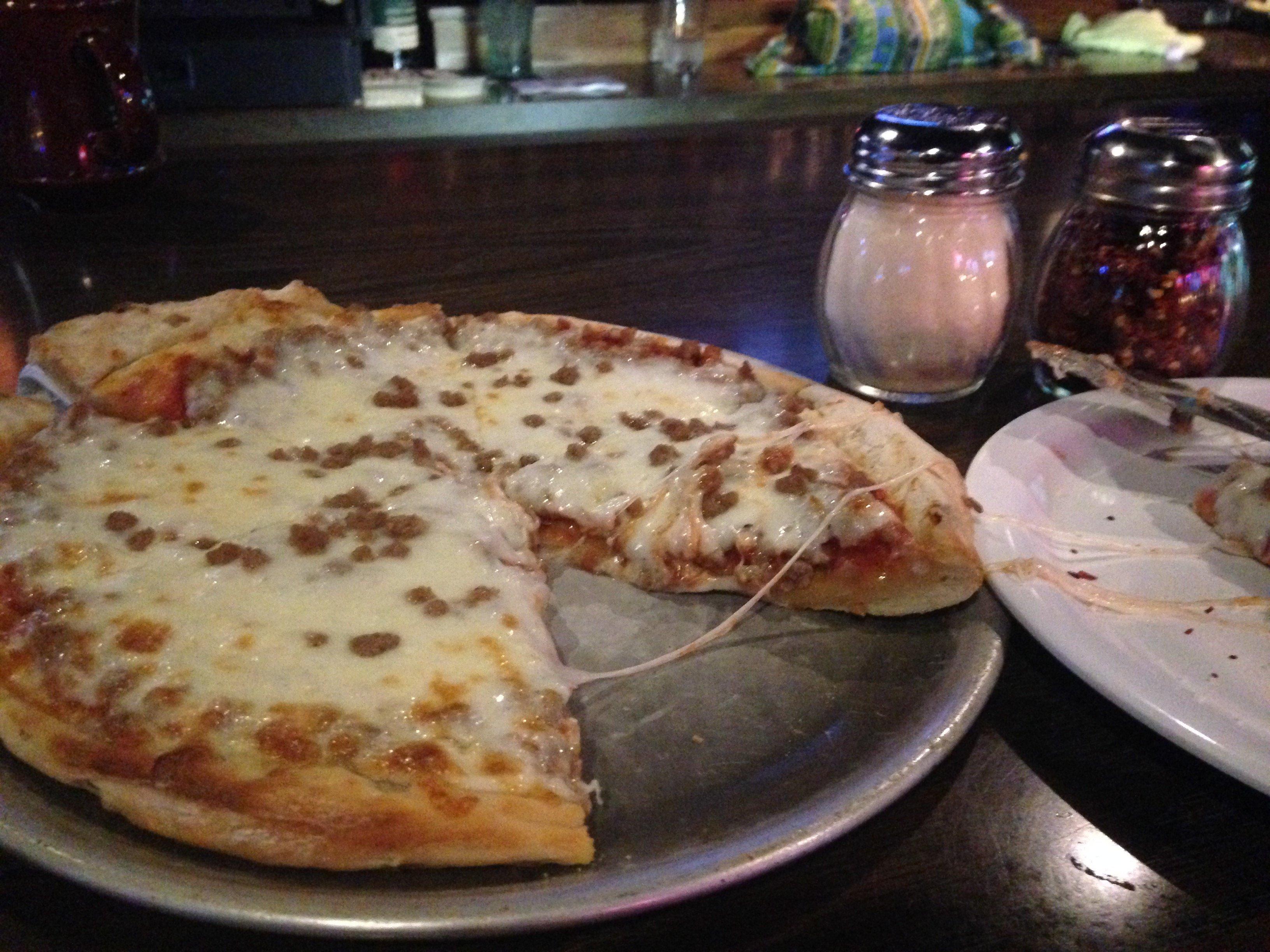 Isles Pub & Pizza