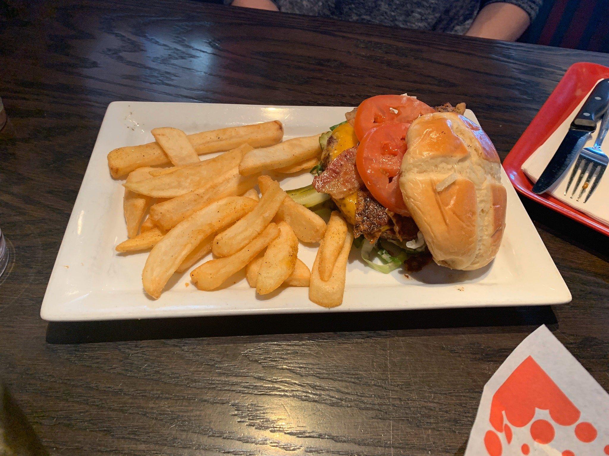 Red Robin Gourmet Burgers and Brews