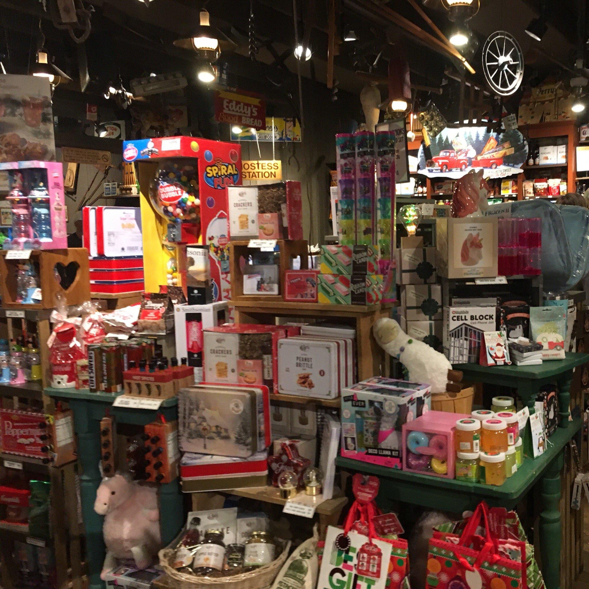 Cracker Barrel Old Country Store