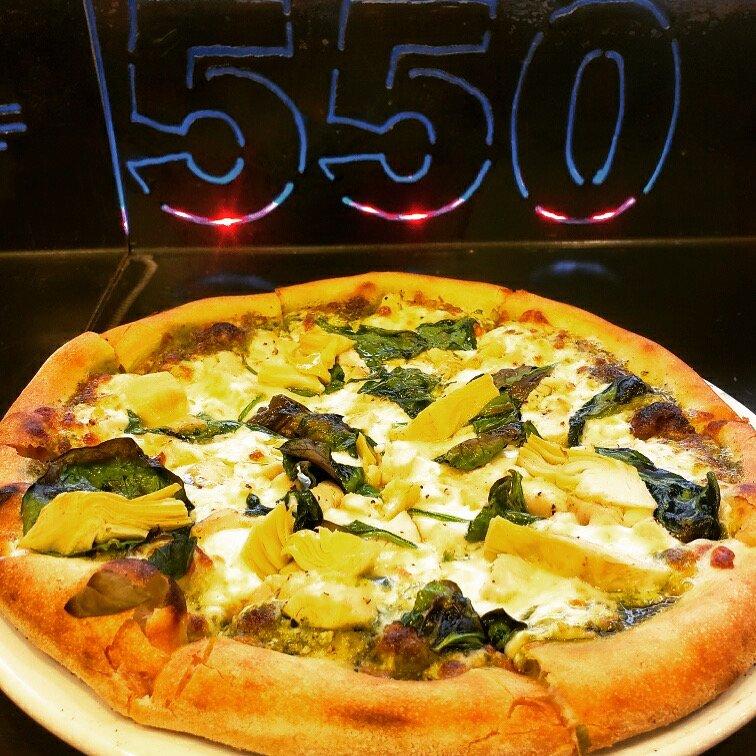 550 Brewing & Pizza Parlor