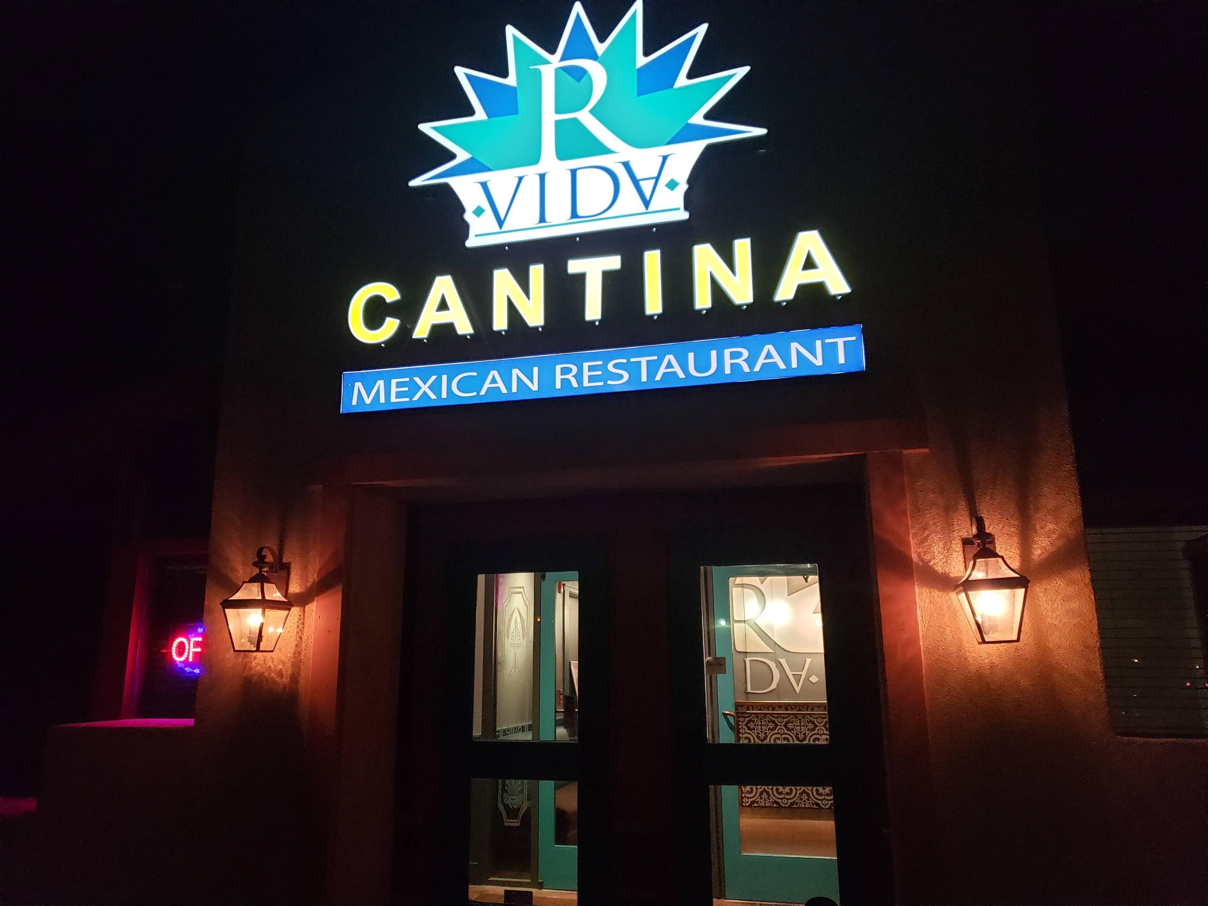 R Vida Cantina