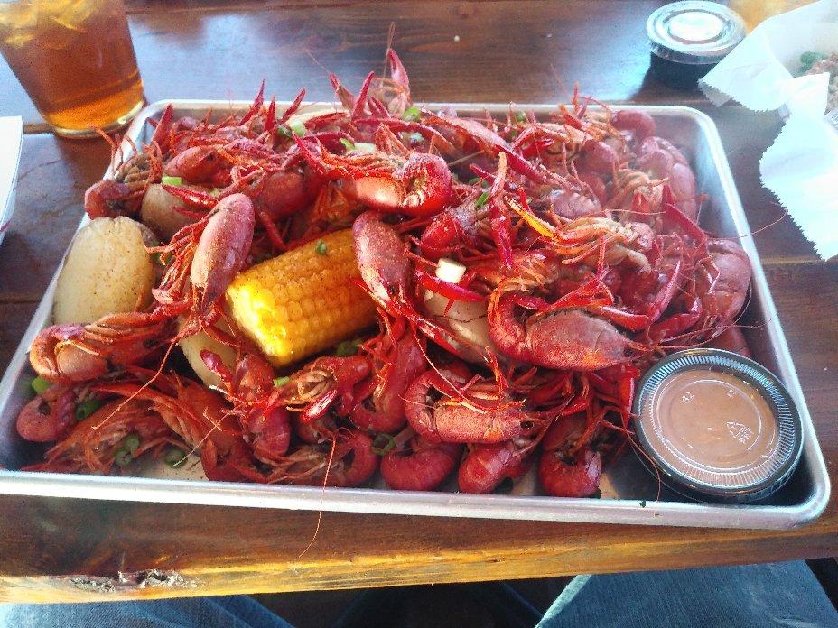 Linney Breaux's Cajun Eatery