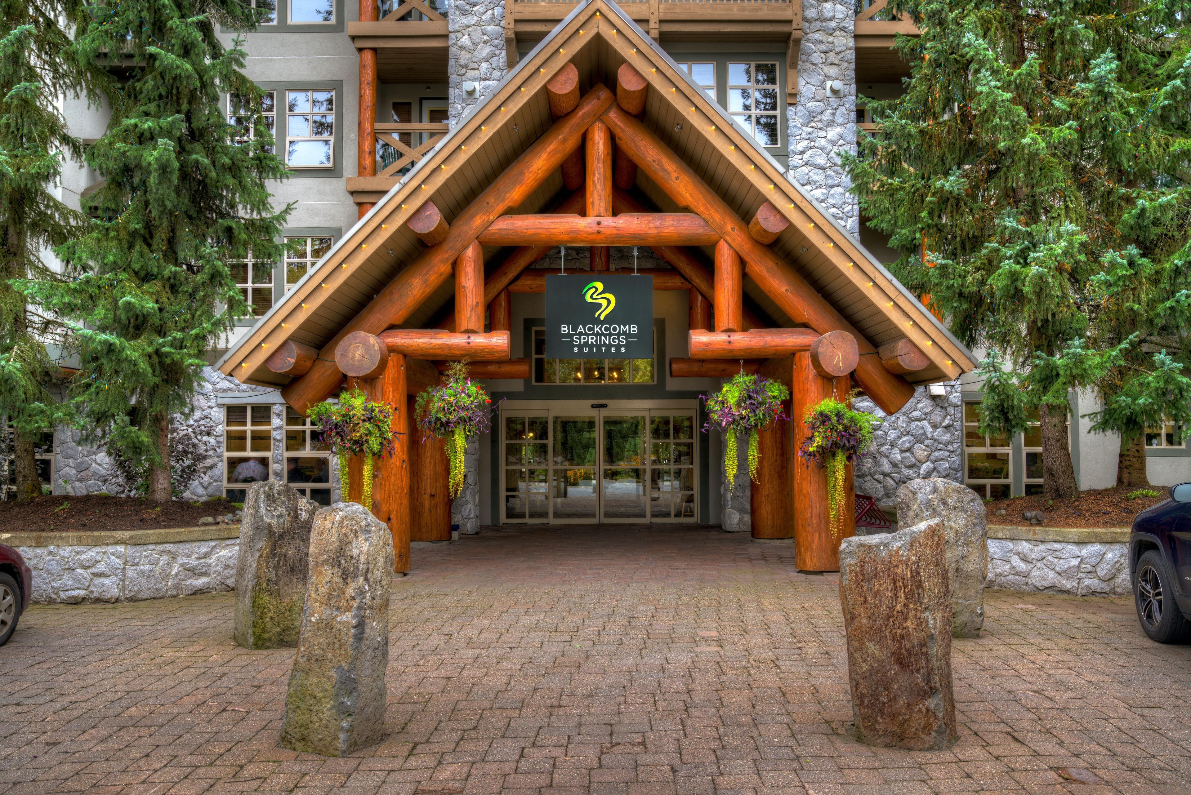 Blackcomb Springs Suites by CLIQUE