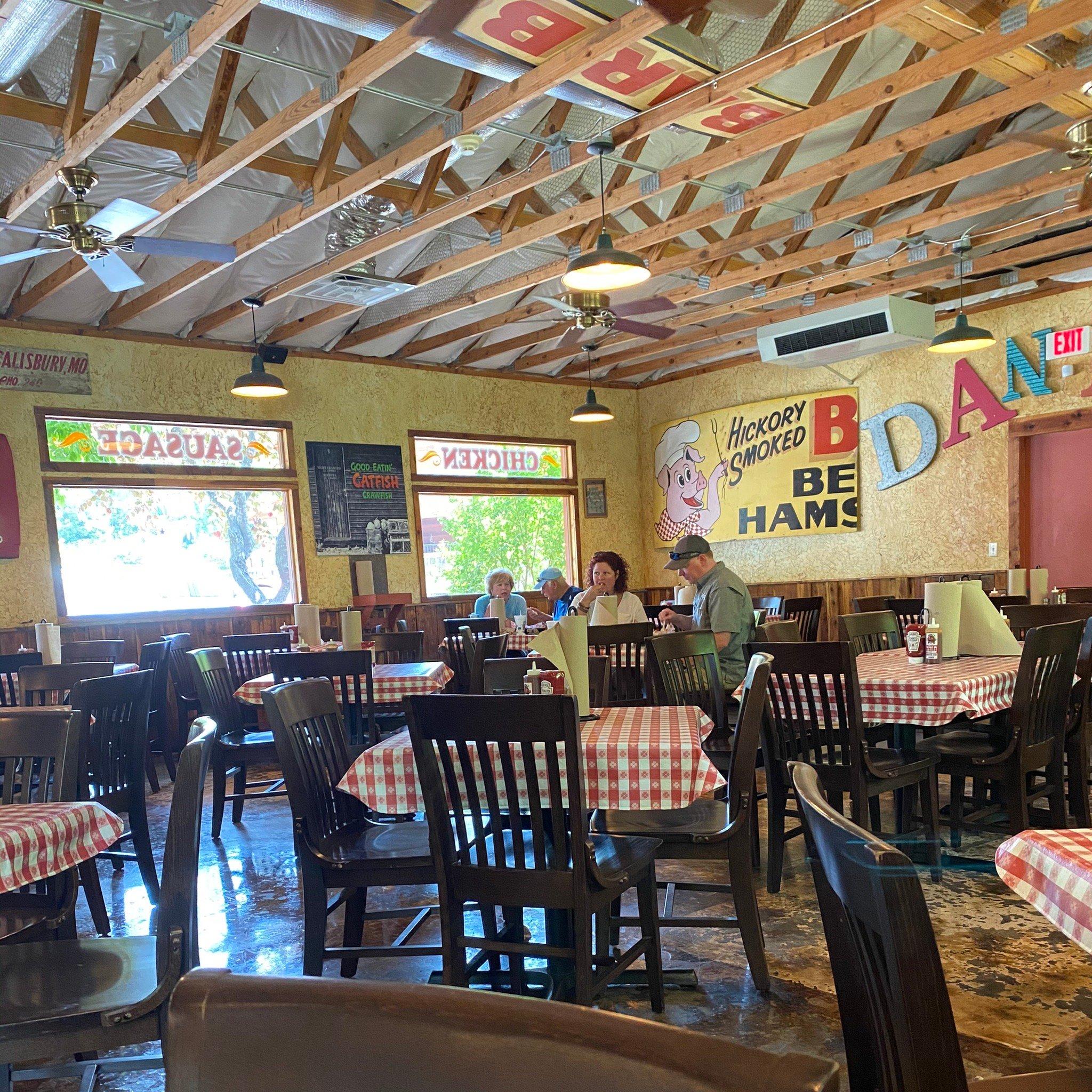 Danna's Bar-B-Que and Burger Shop