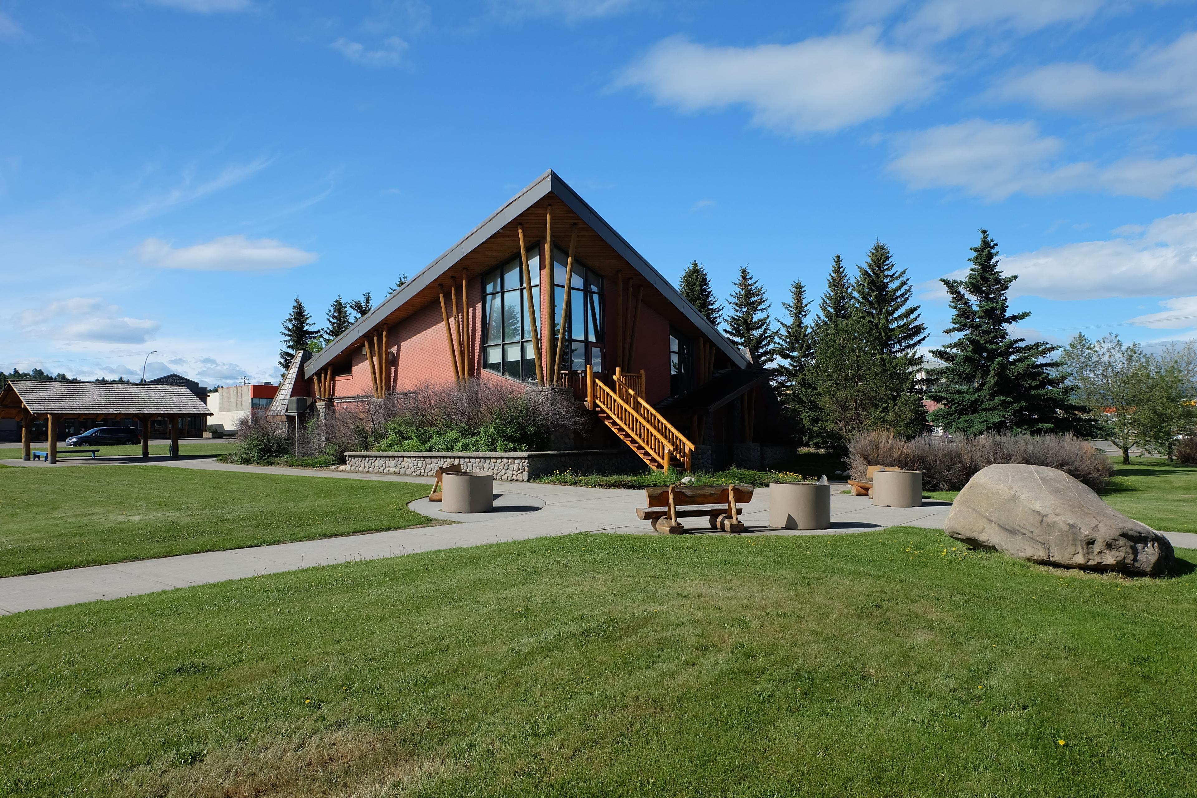 Hinton Visitor Information Centre