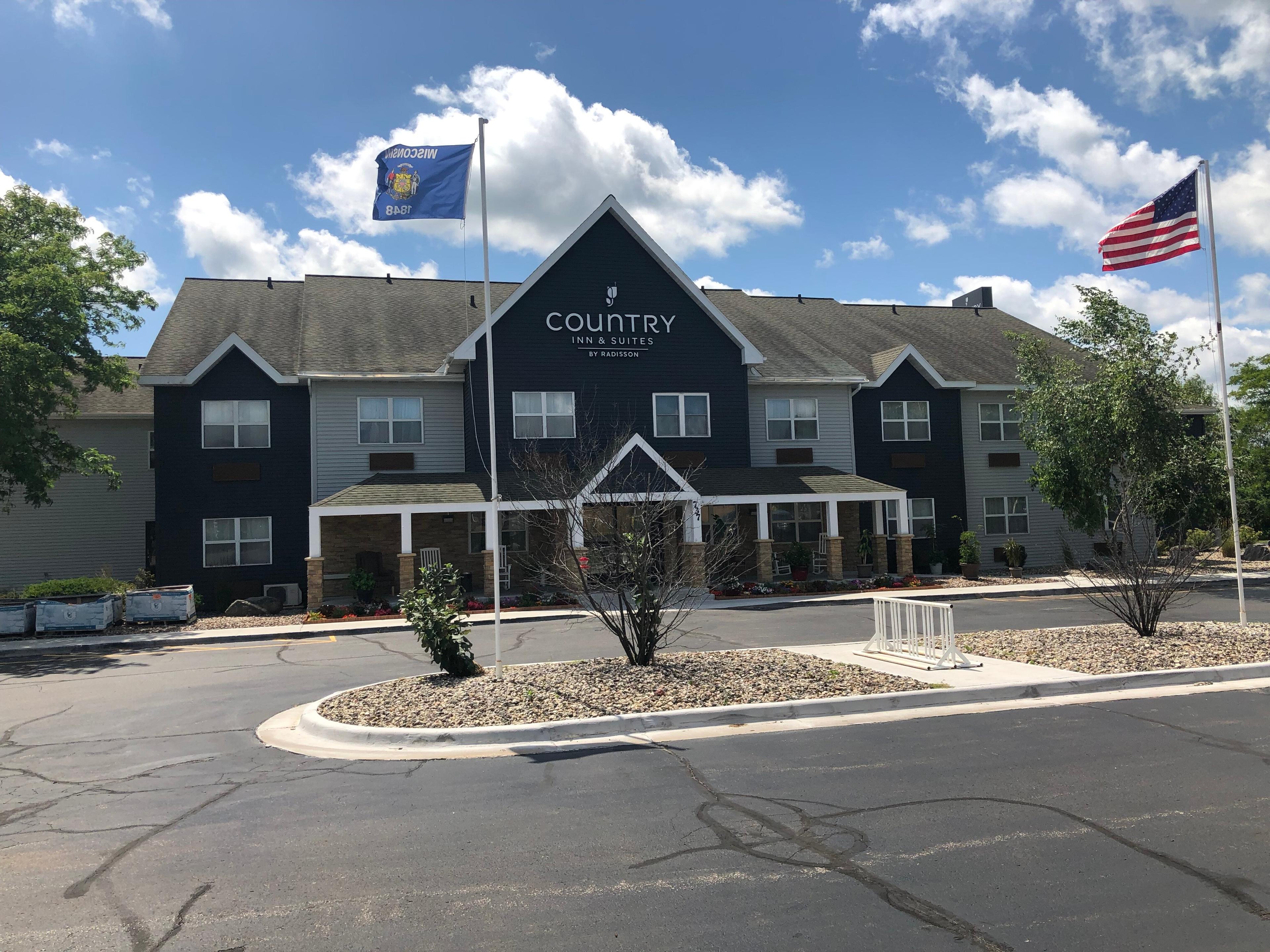 Country Inn & Suites By Radisson, Sparta, Wi