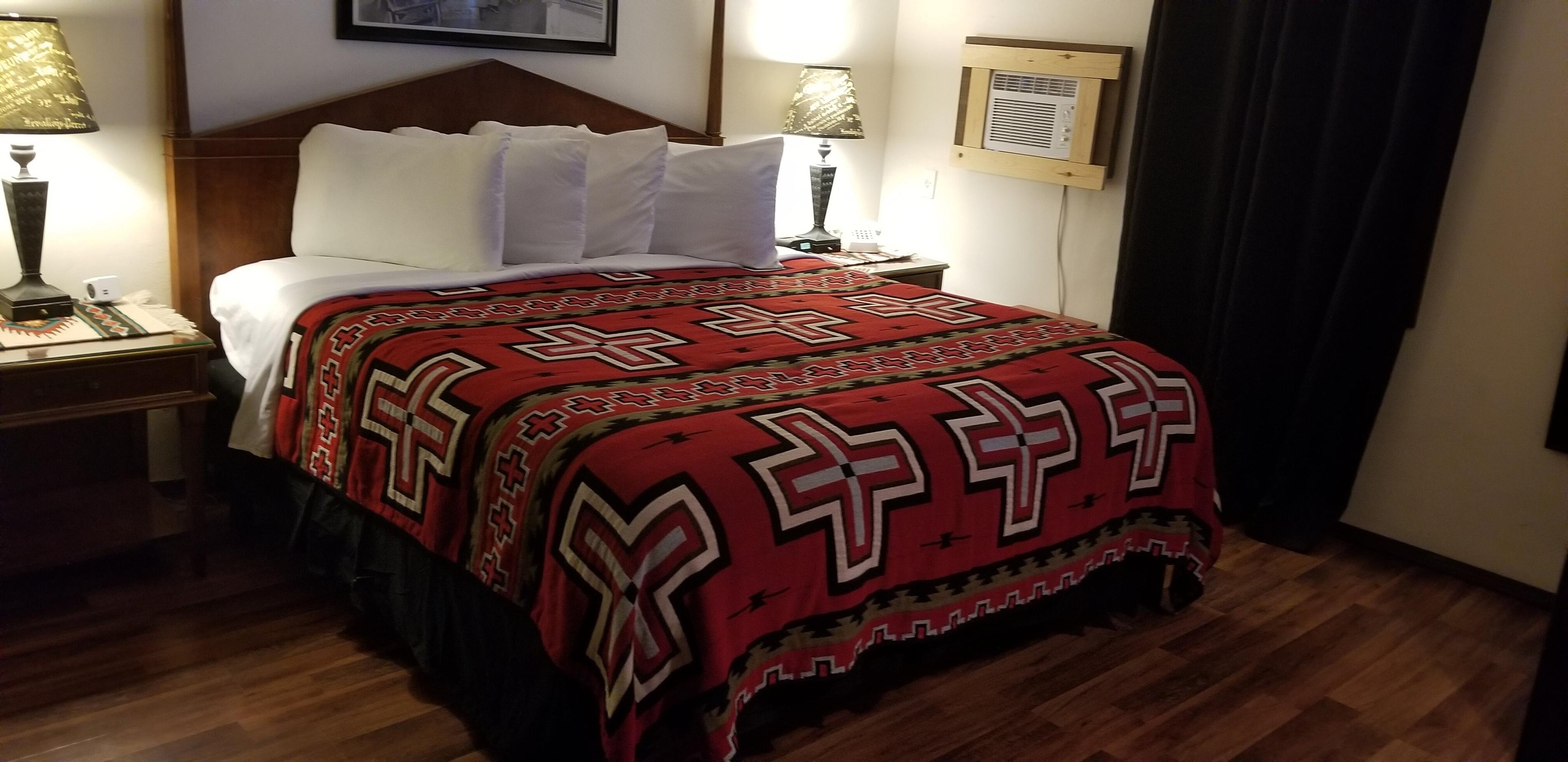 Apache Lodge Motel