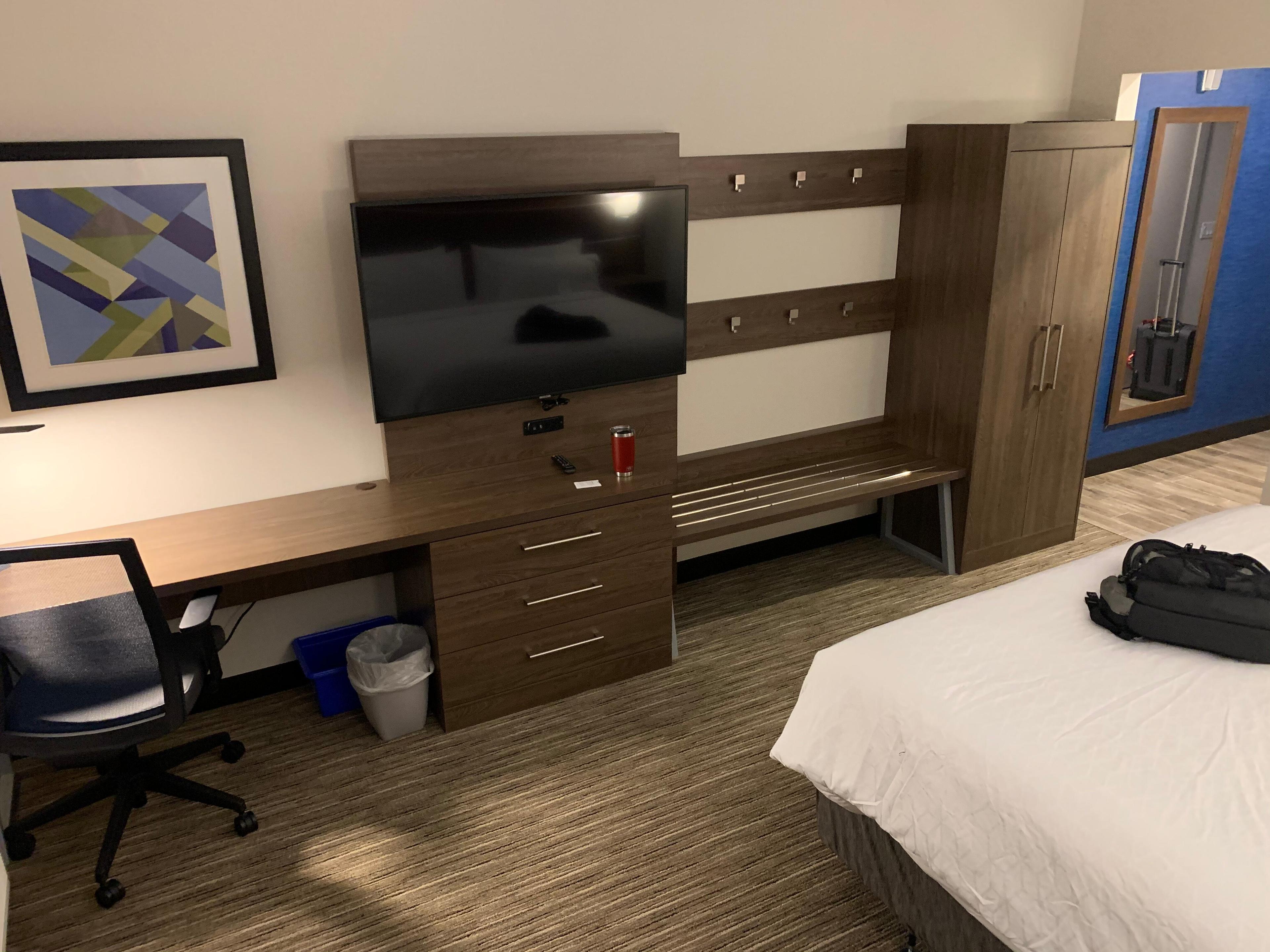 Holiday Inn Express Sarnia - Point Edward, an IHG Hotel