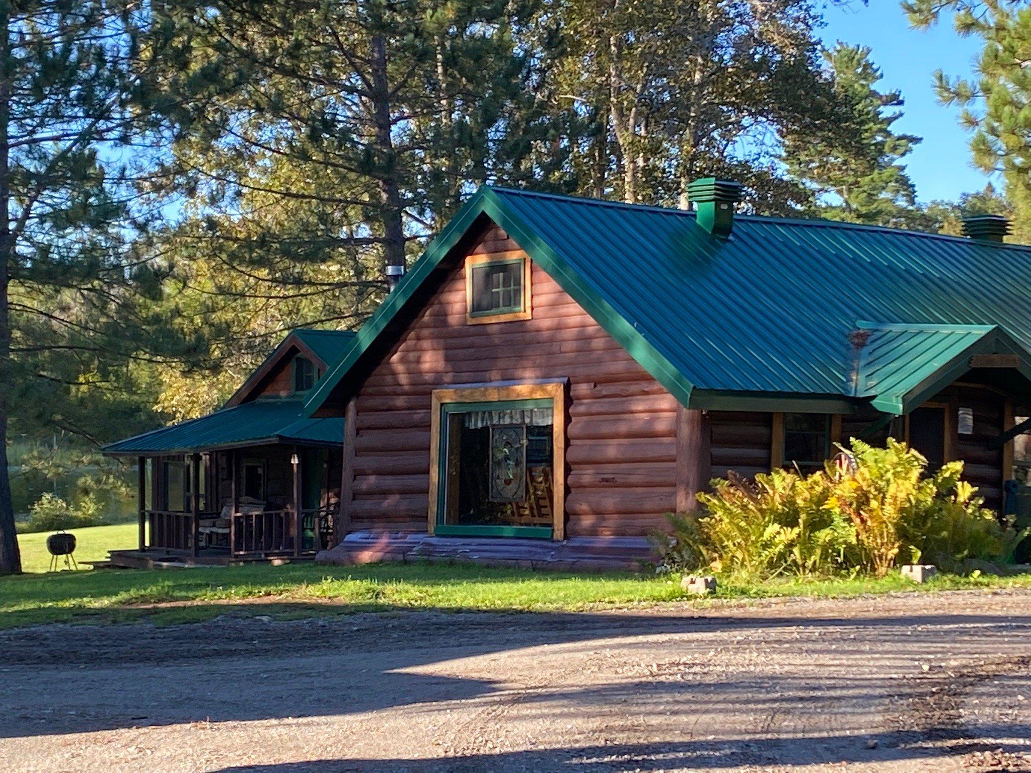 Marten River Lodge