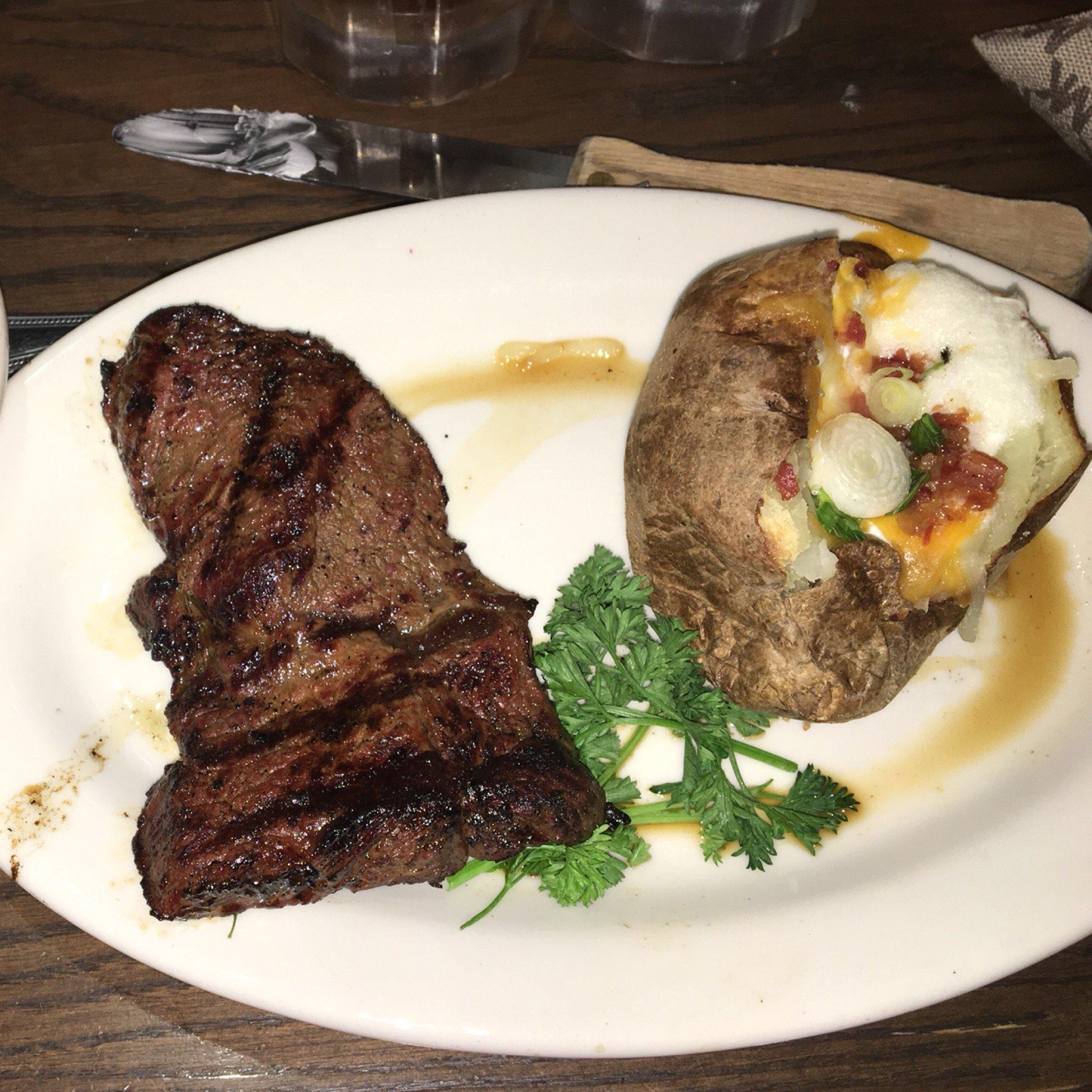 Colton's Steakhouse & Grill