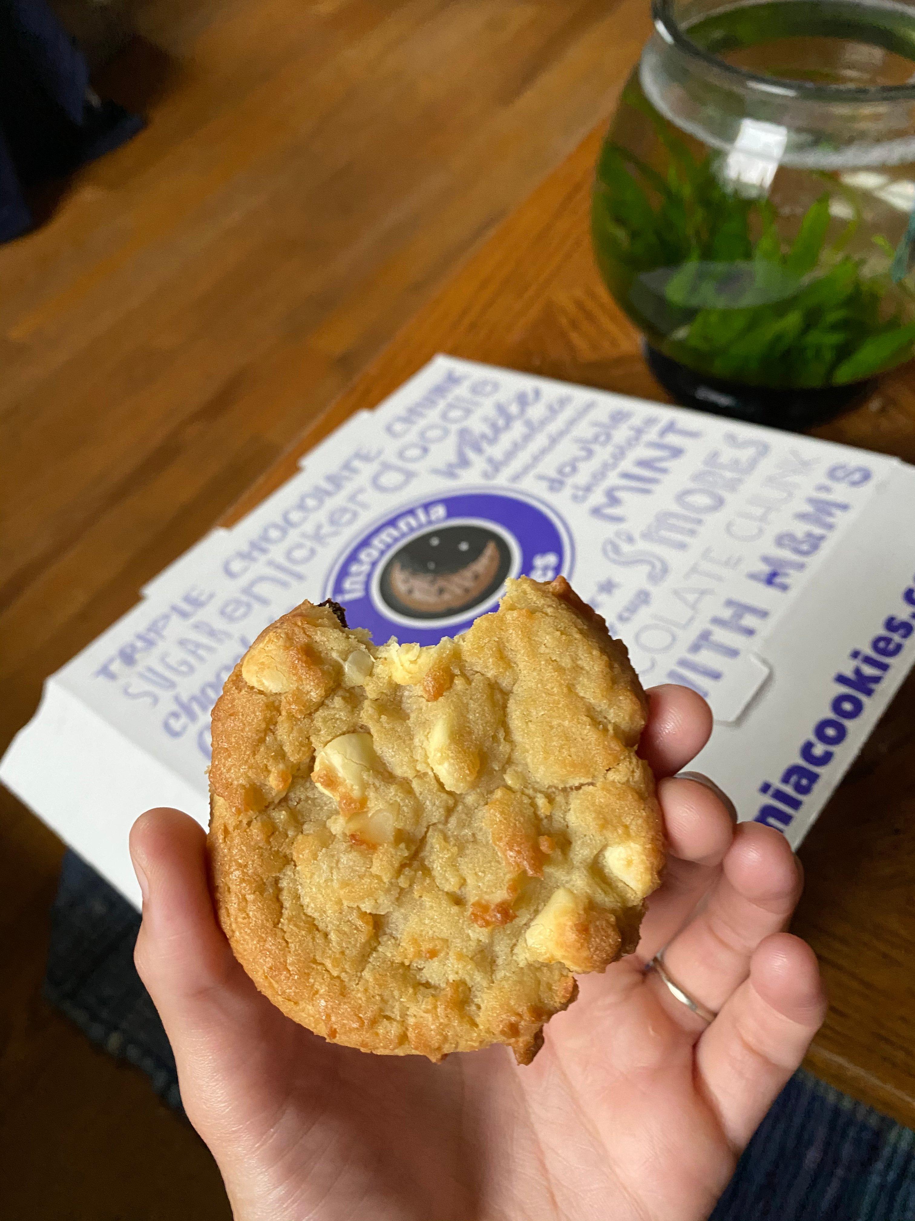 Insomnia Cookies