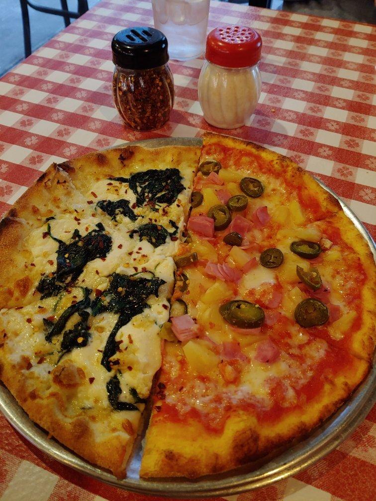 Carmine's Pizza Kitchen