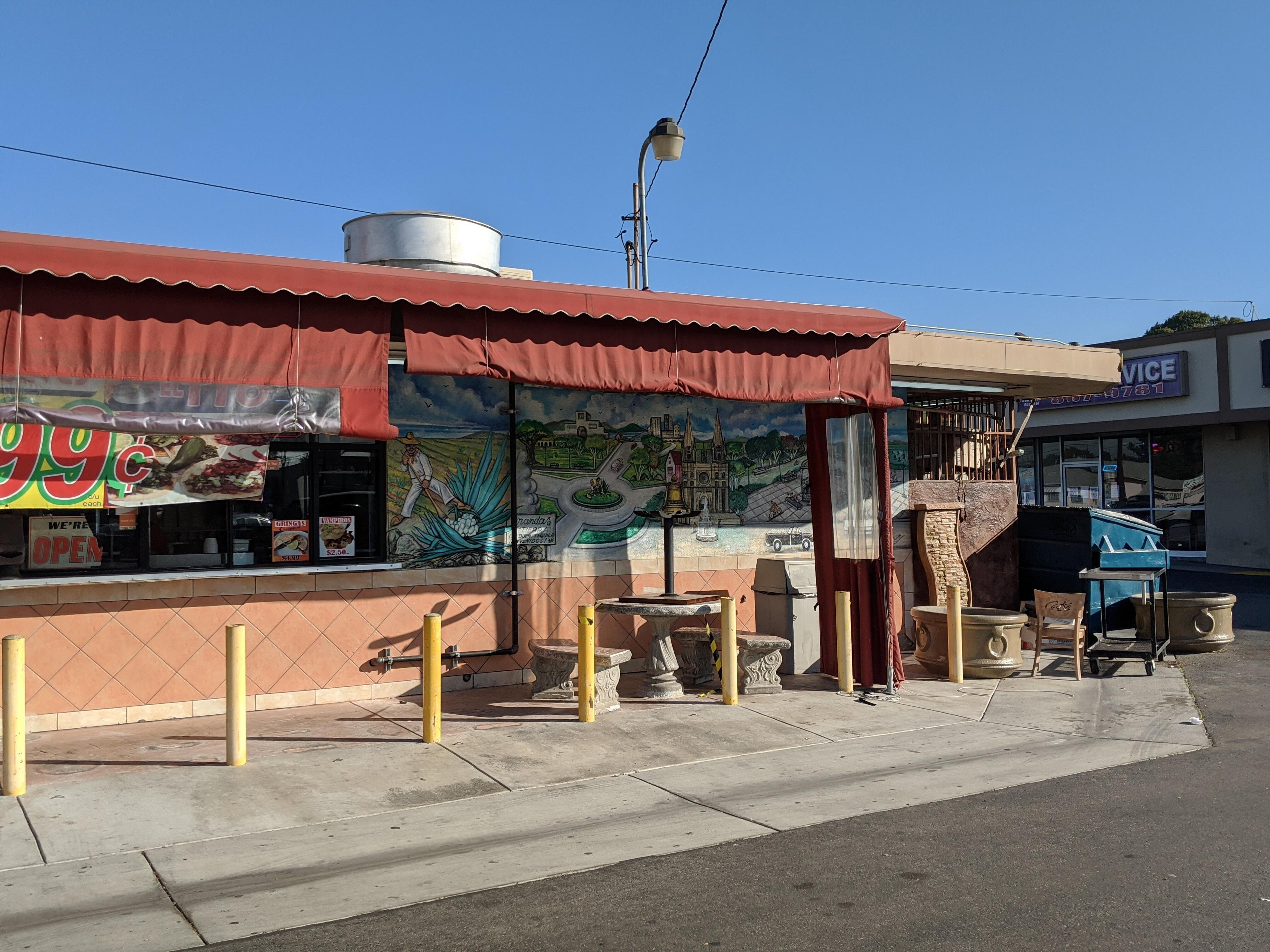 Tacos Y Mariscos El Tio