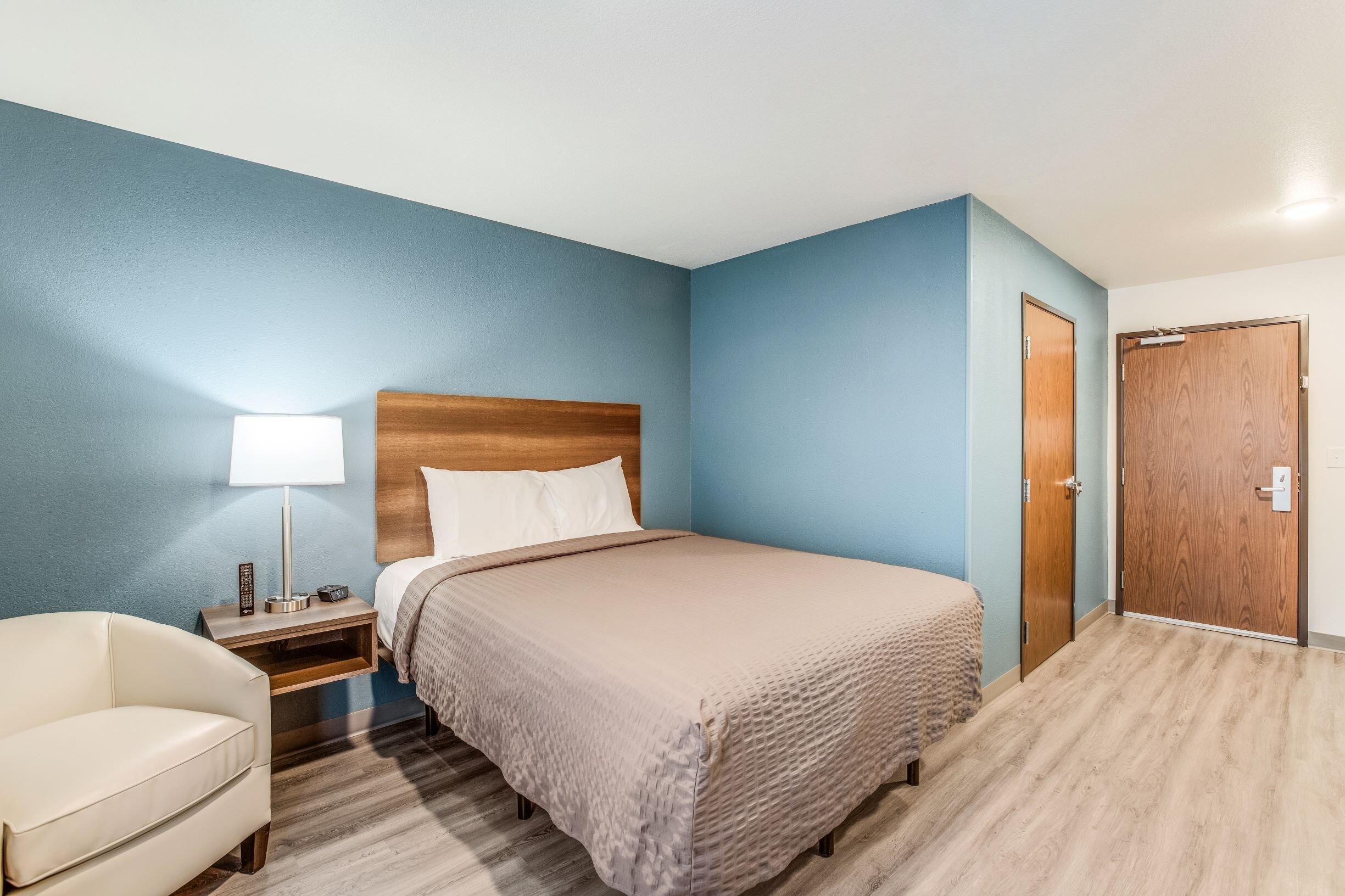 WoodSpring Suites Detroit Farmington Hills