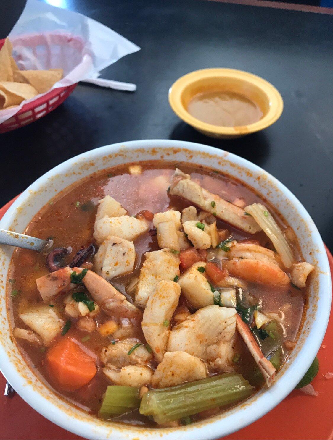 Mariscos La Reyna