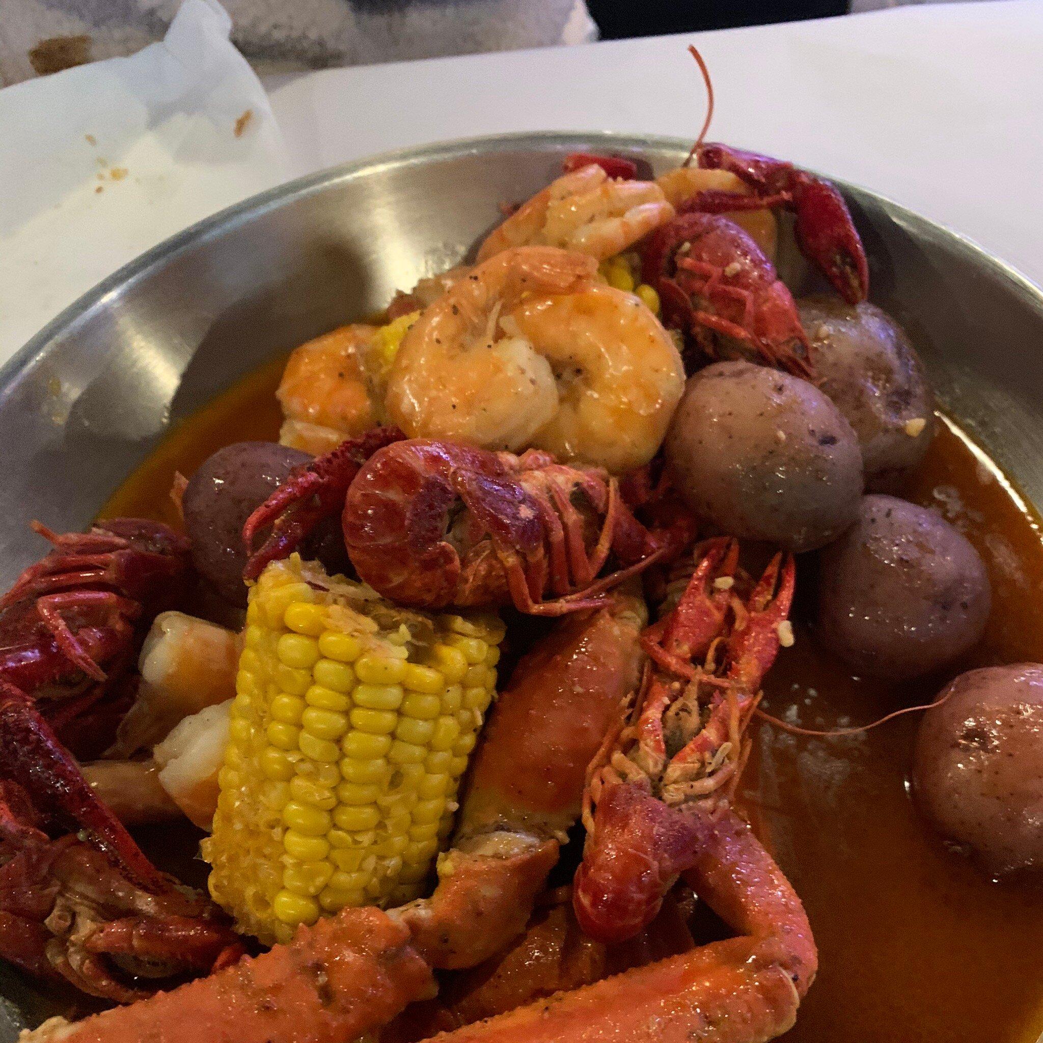 Hot Spicy Cajun Juicy Seafood