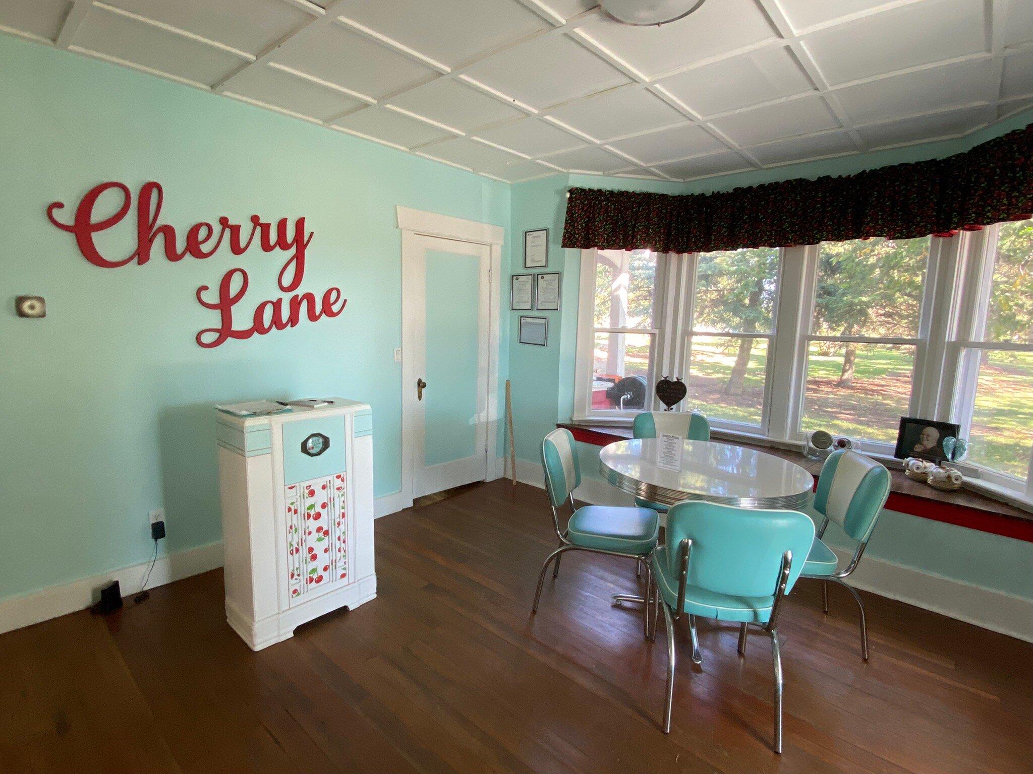 Cherry Lane B&B and Cafe