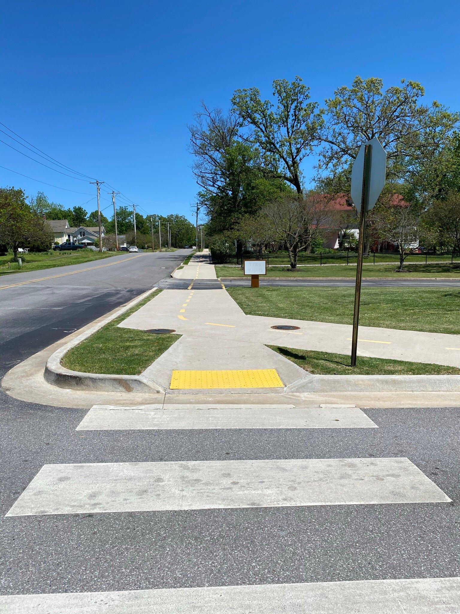 Walk/bike Main Loop Trail