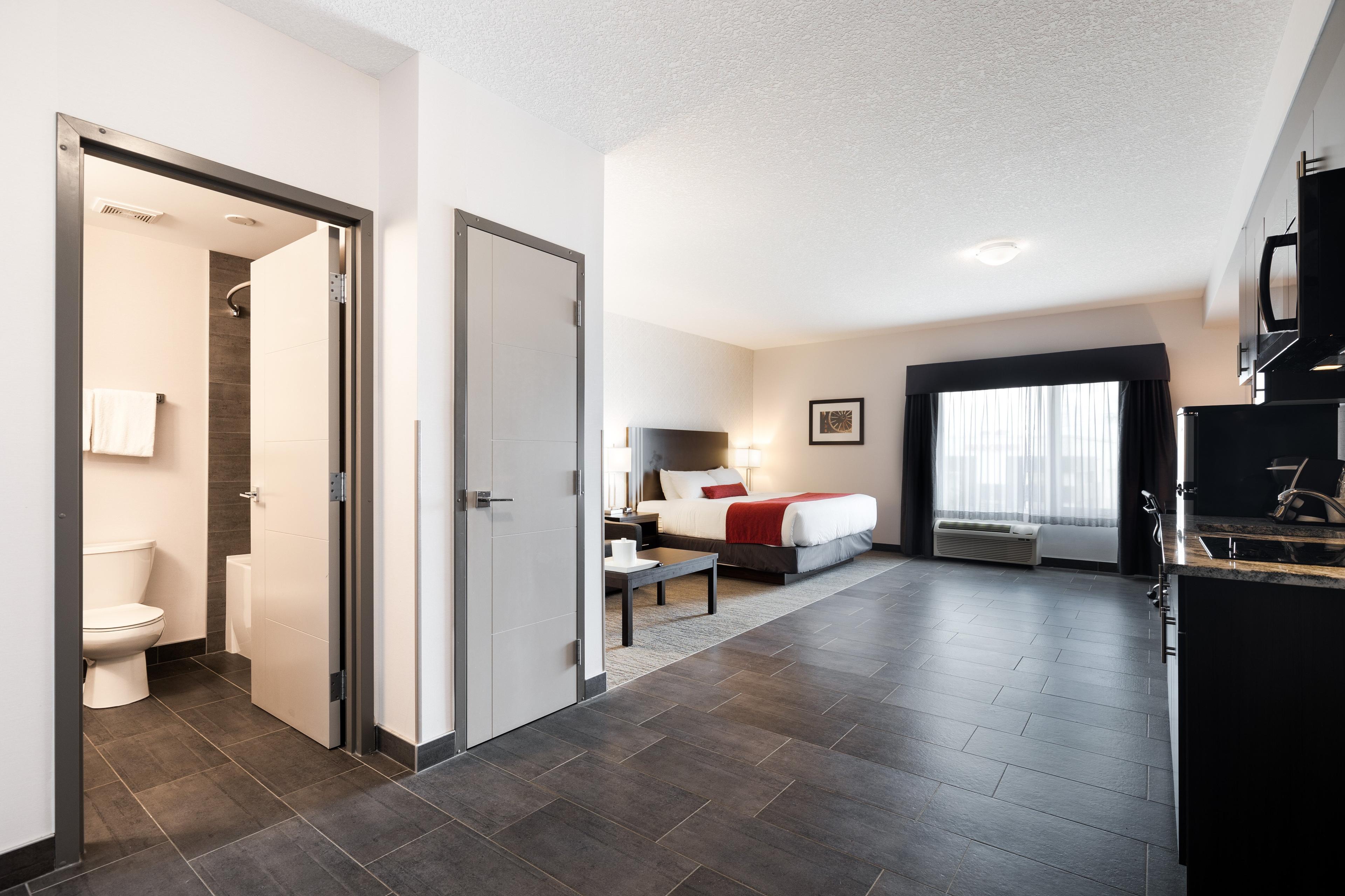 Park Inn by Radisson, Leduc, AB