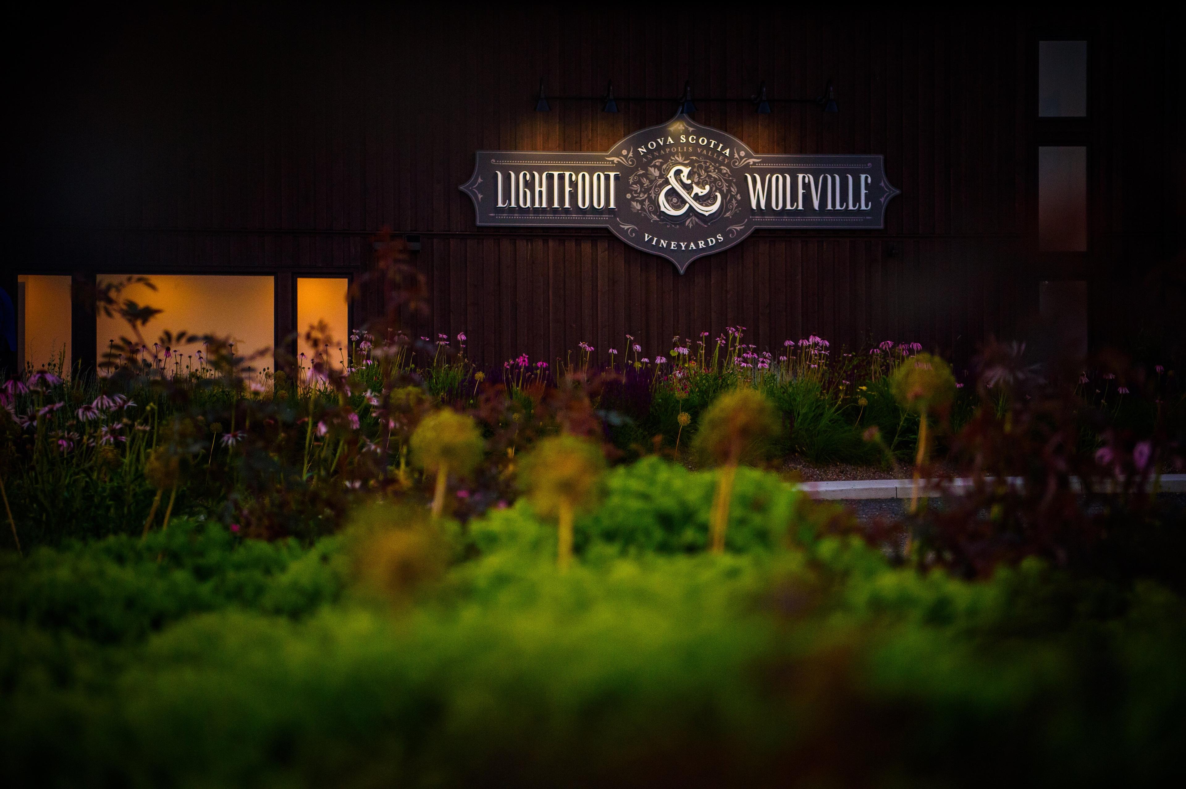 Lightfoot & Wolfville Vineyards