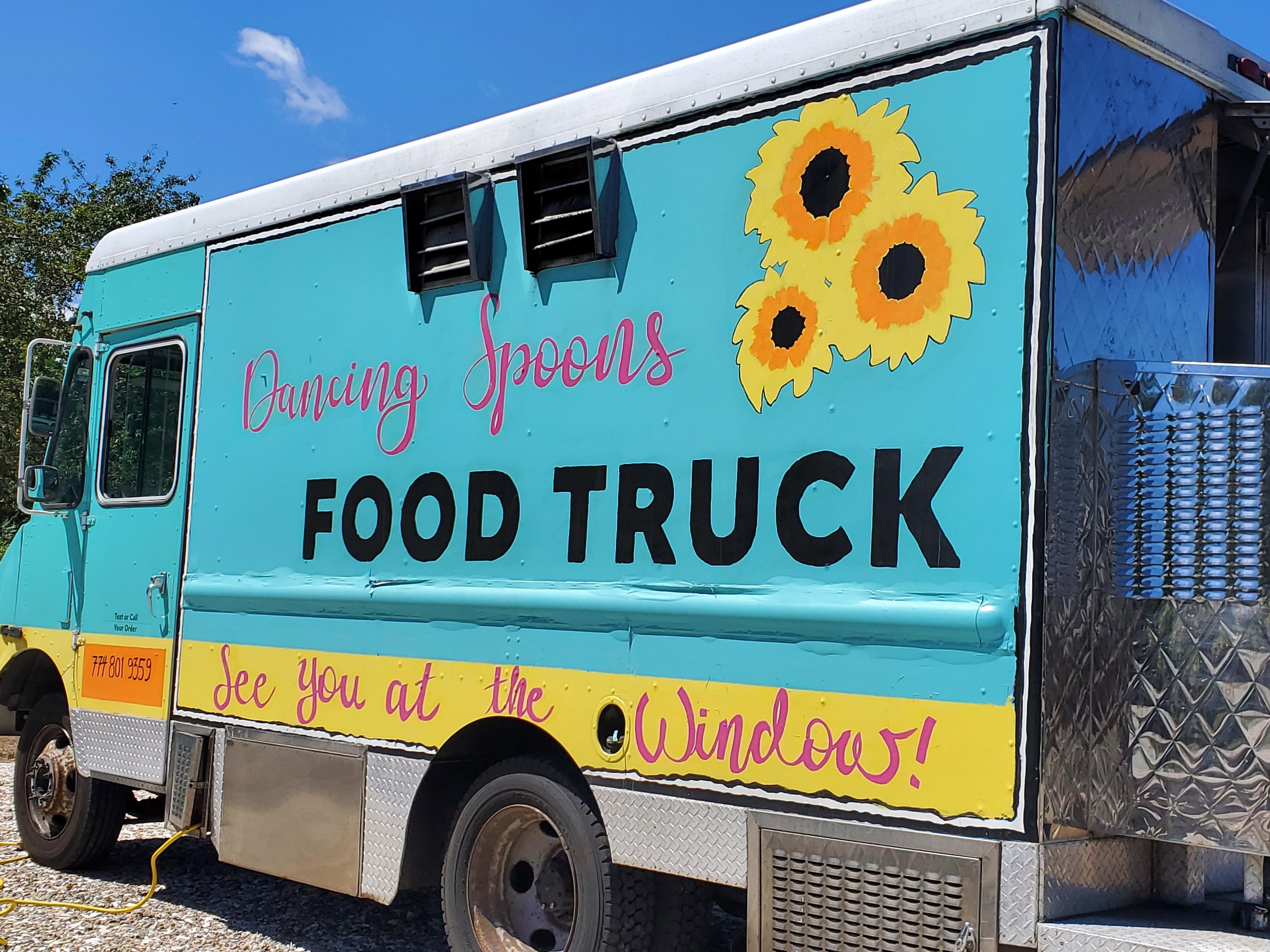 Dancing Spoons A Gogo Food Truck