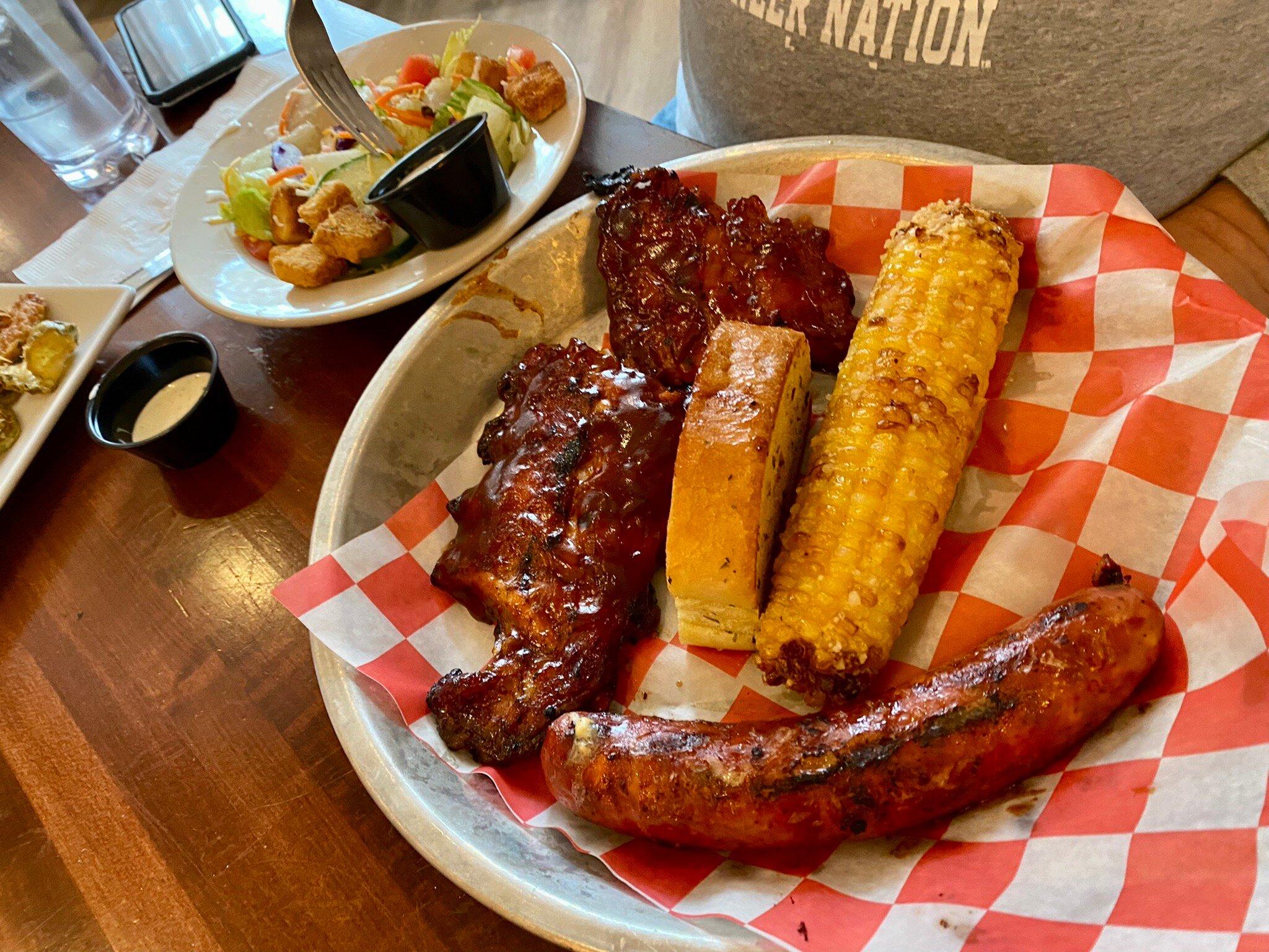 Smokin' J's Rib and Brewhouse