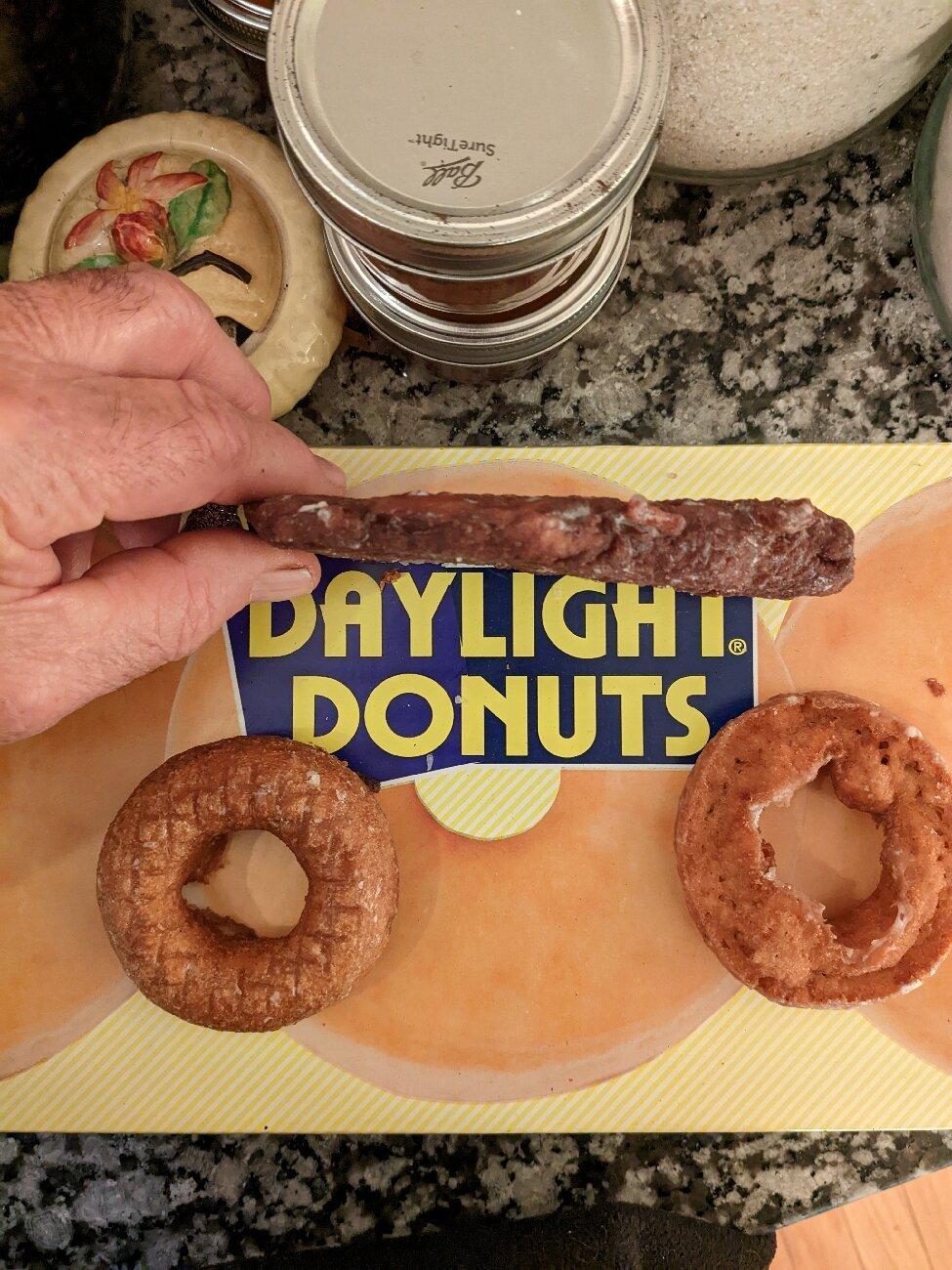 Daylight Donuts