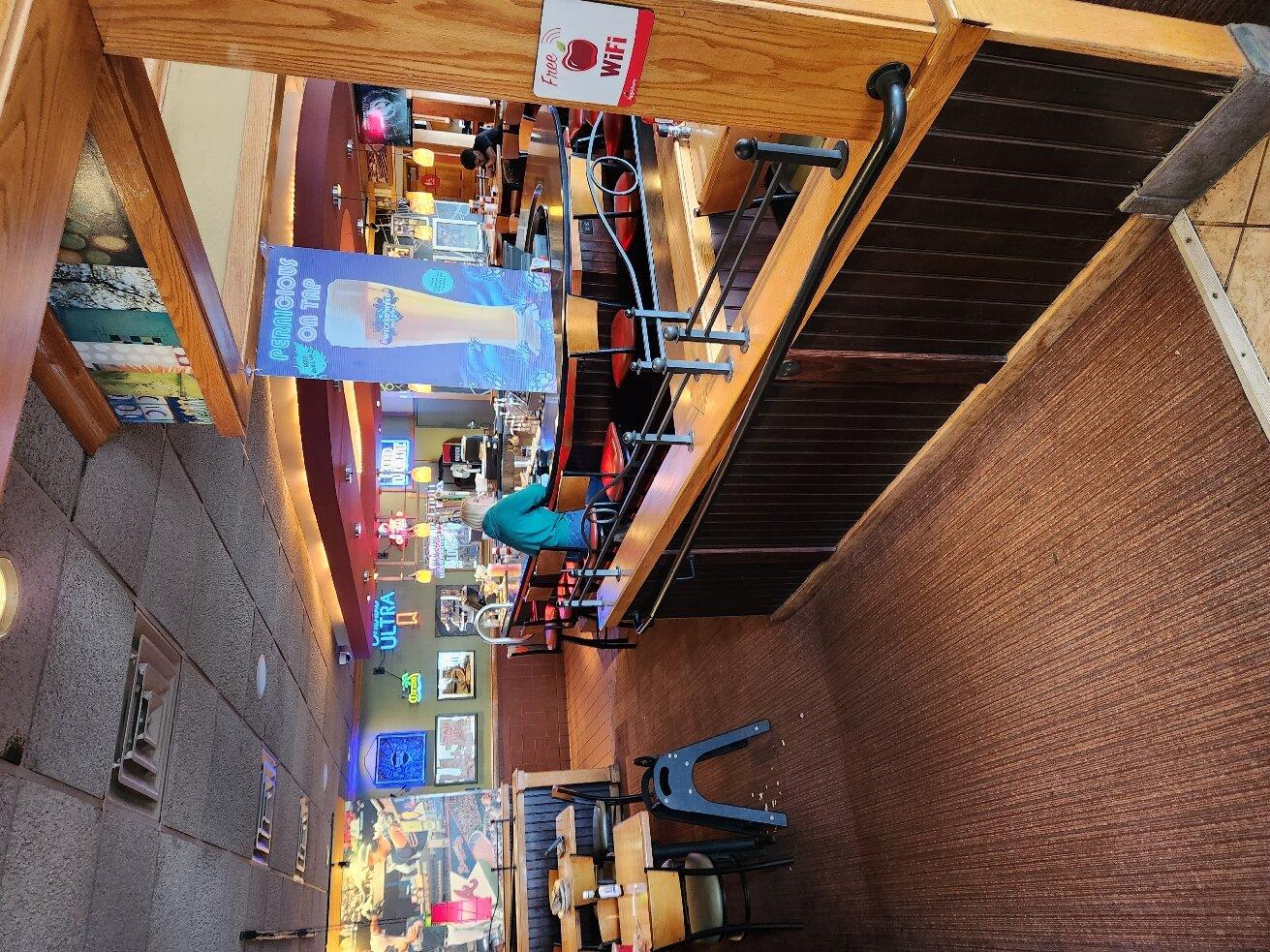 Applebee's Grill + Bar