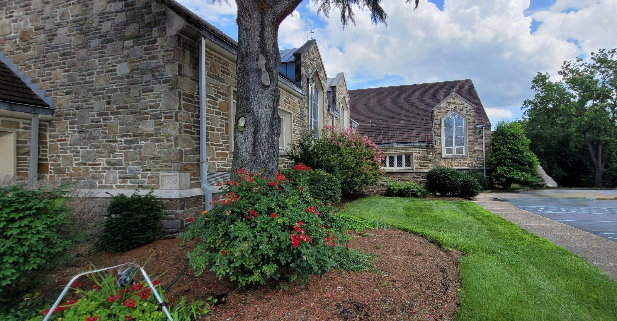 Holy Rosary Roman Catholic Church