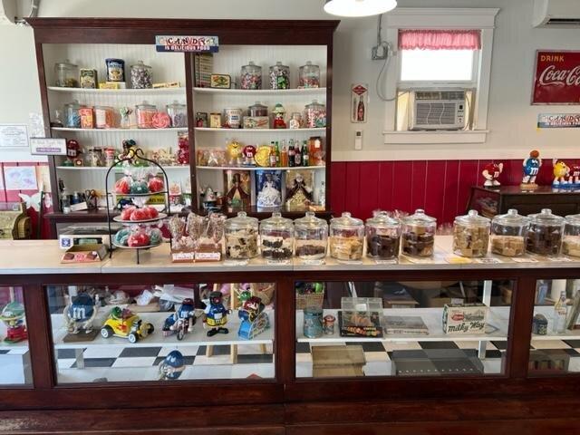 Tracey's Candy Shoppe