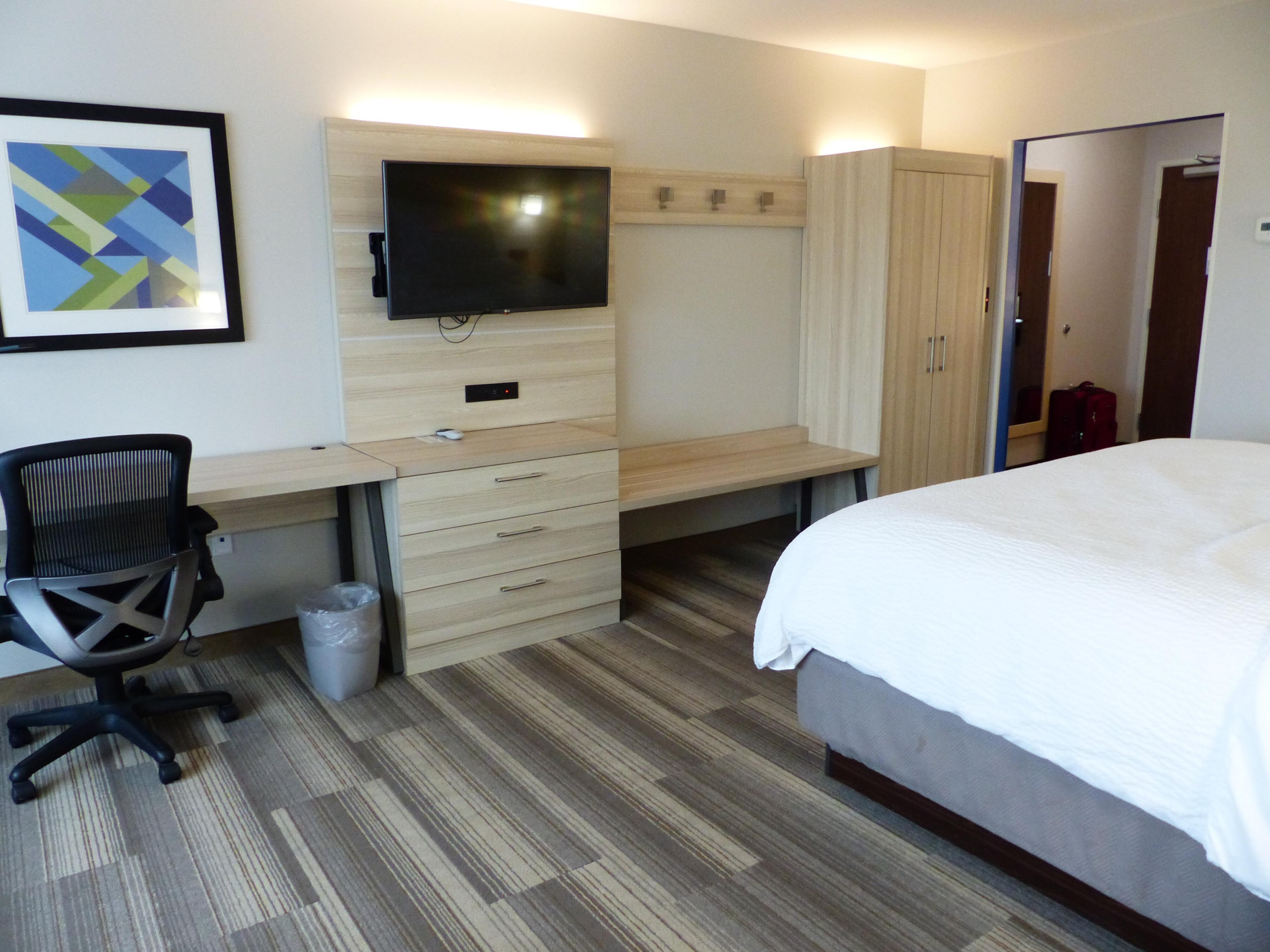 Holiday Inn Express & Suites Auburn, an IHG Hotel